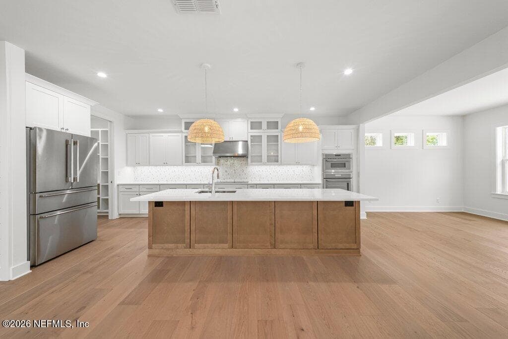 Kitchen and separate eat in dining room — 397 PLAZA, Atlantic Beach, FL 32233