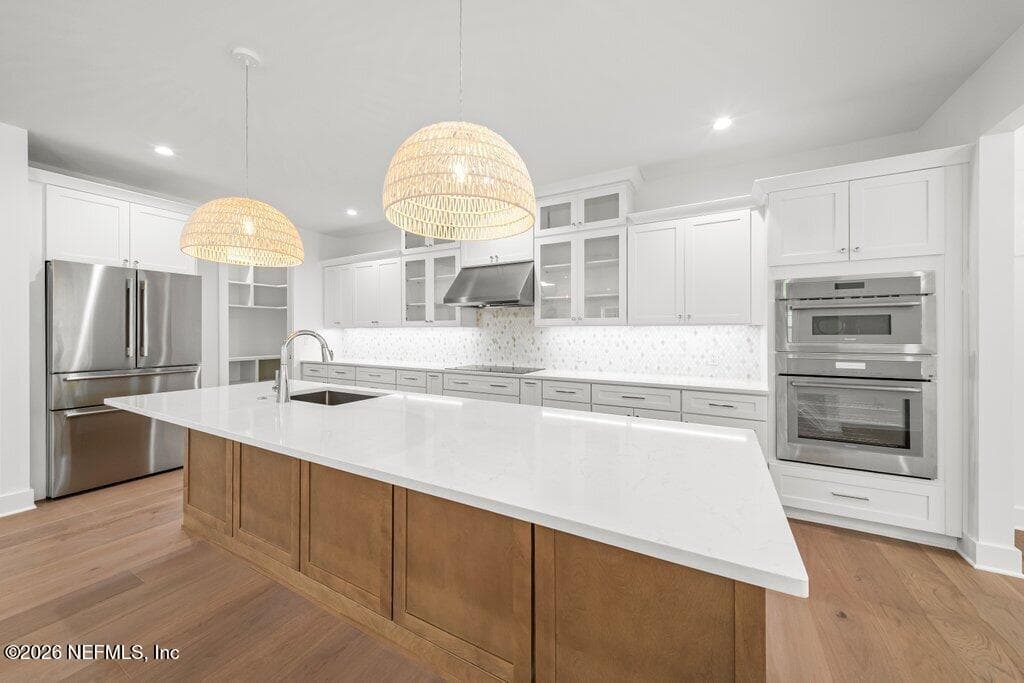large kitchen with custom cabinetry — 397 PLAZA, Atlantic Beach, FL 32233