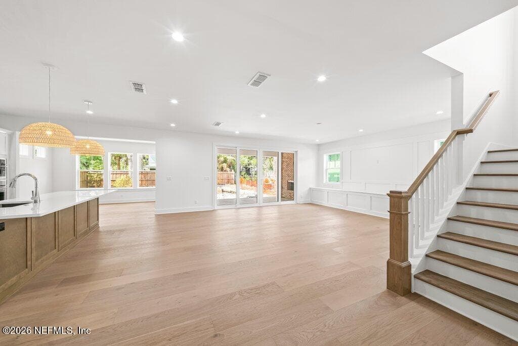 Great room — 397 PLAZA, Atlantic Beach, FL 32233