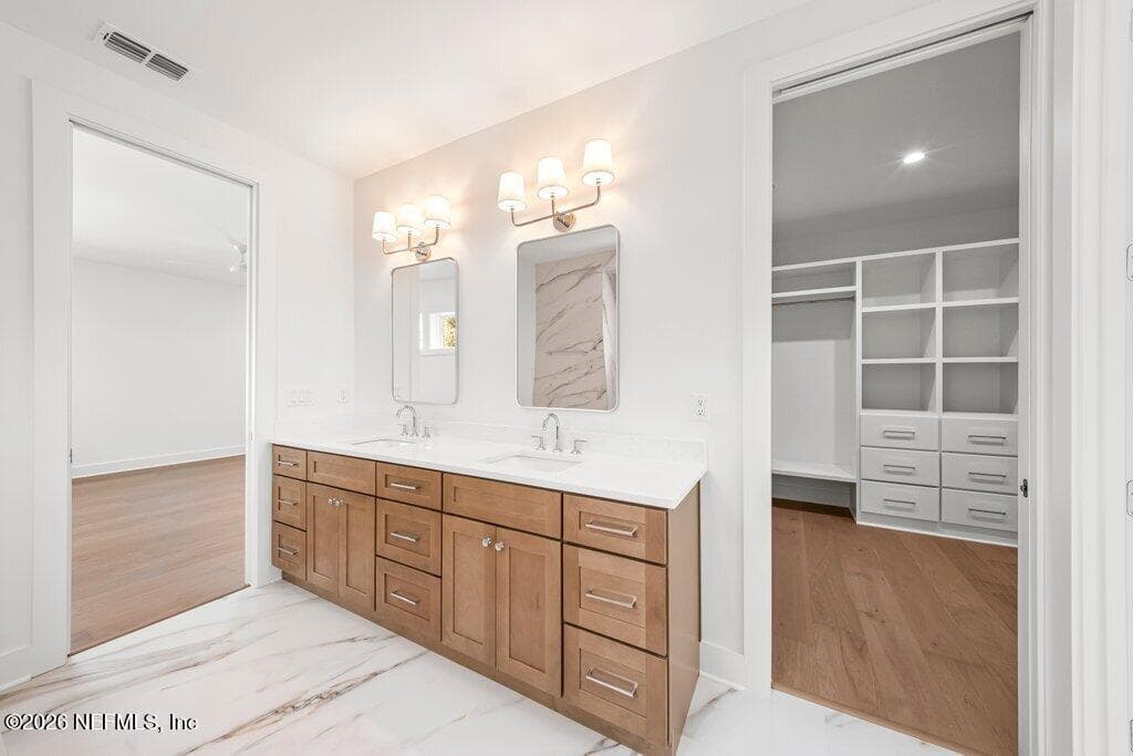 primary bathroom — 397 PLAZA, Atlantic Beach, FL 32233