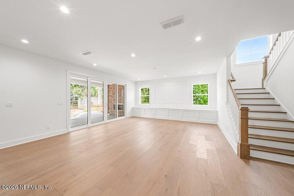 Large Great Room — 397 PLAZA, Atlantic Beach, FL 32233