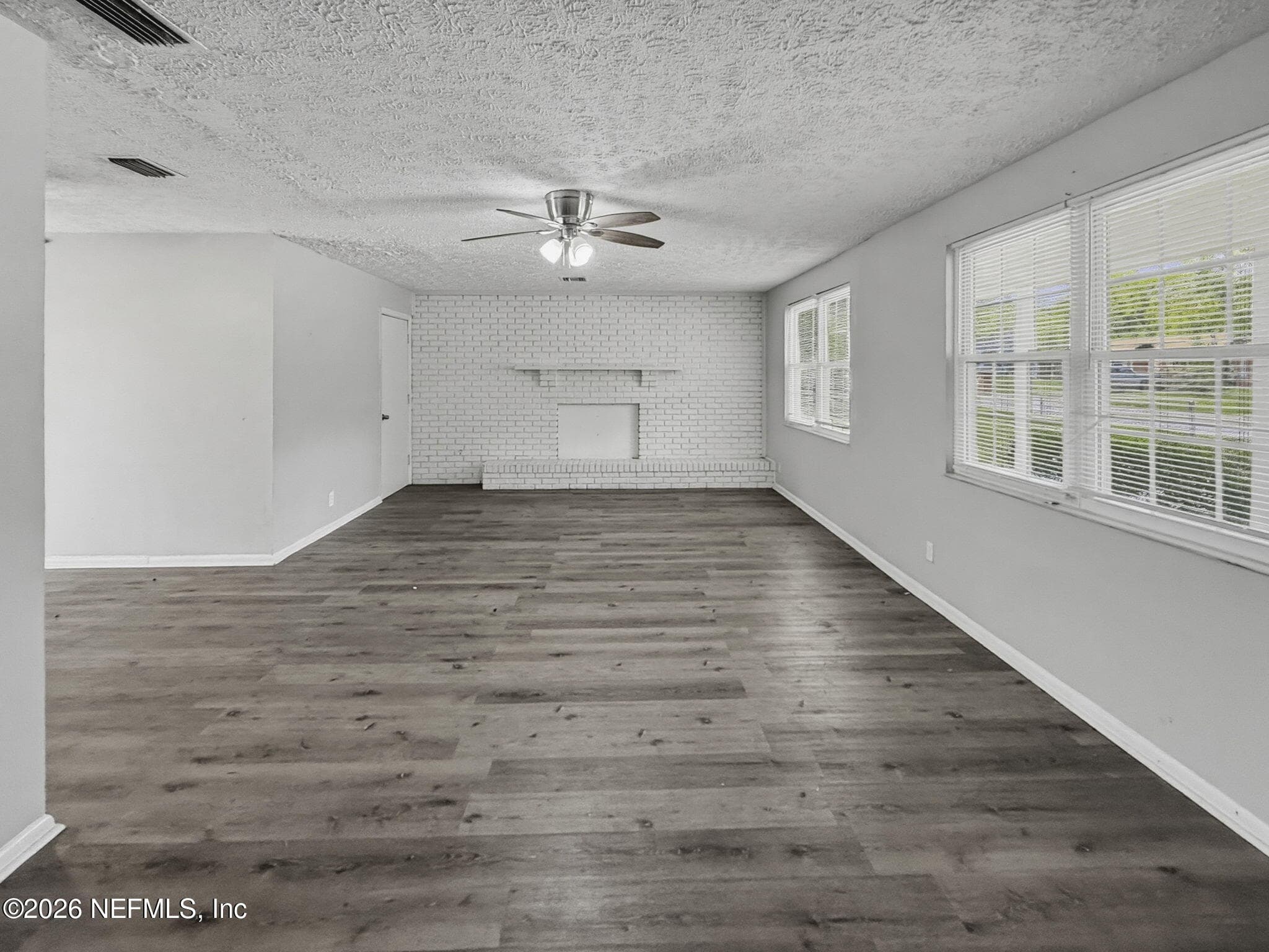 Photo 6 of 7632 HILLSIDE Drive, Jacksonville, FL 32221