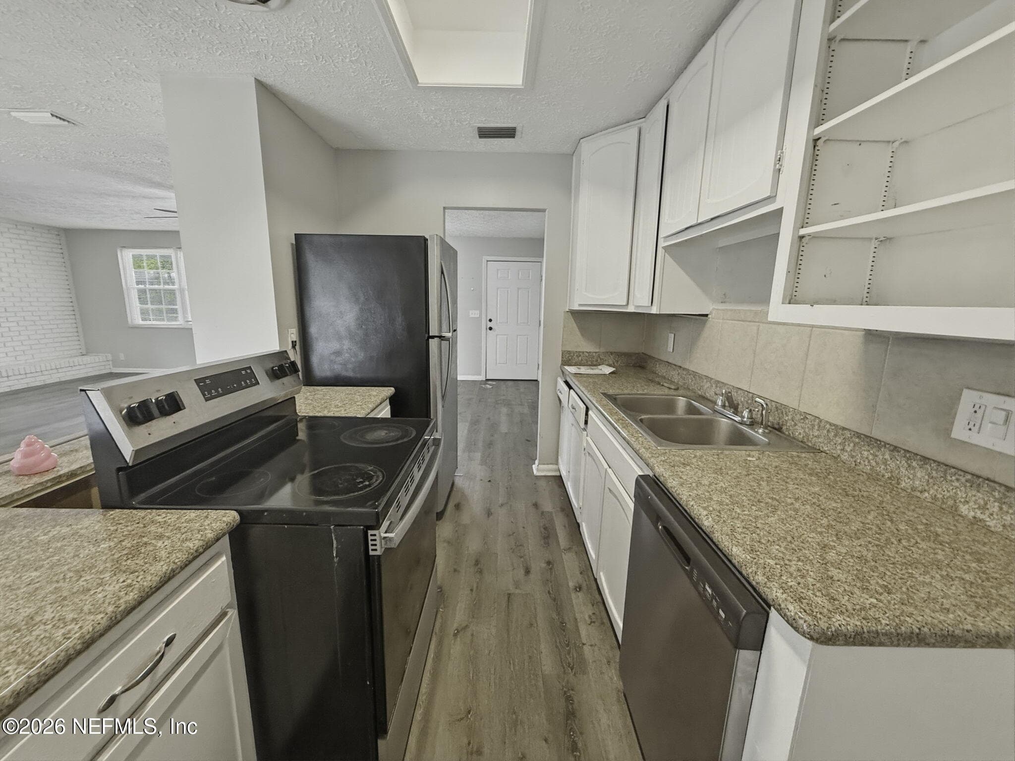 Photo 19 of 7632 HILLSIDE Drive, Jacksonville, FL 32221