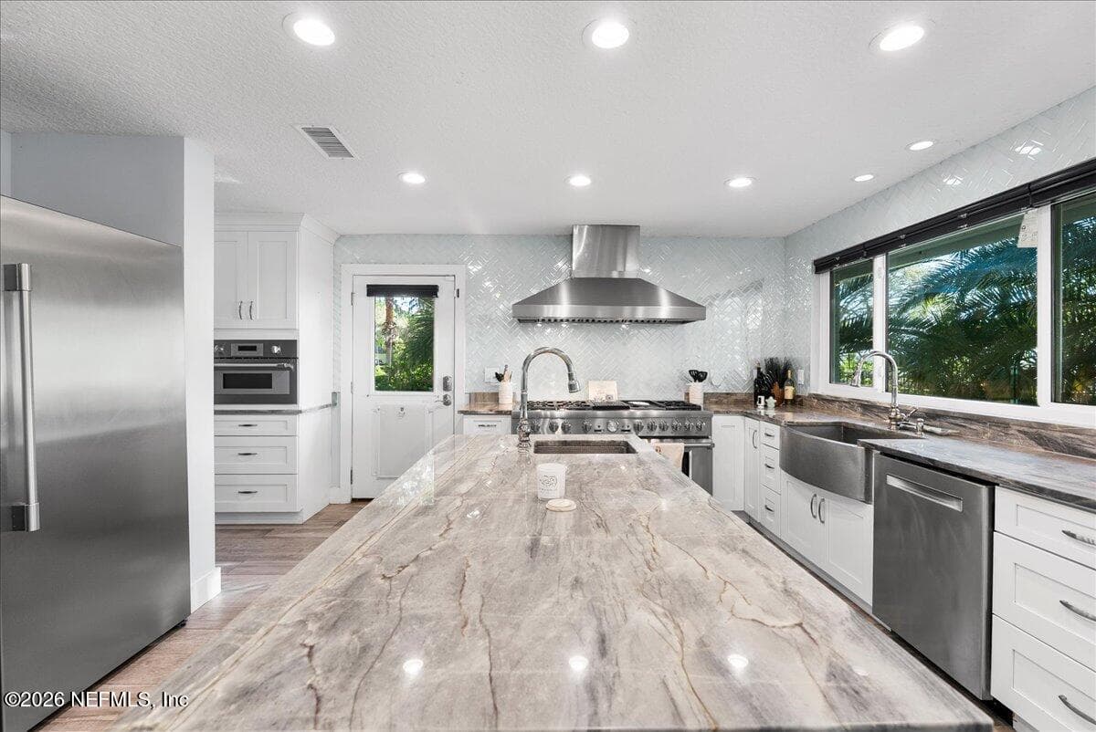 Photo 13 of 85316 AVANT Road, Yulee, FL 32097