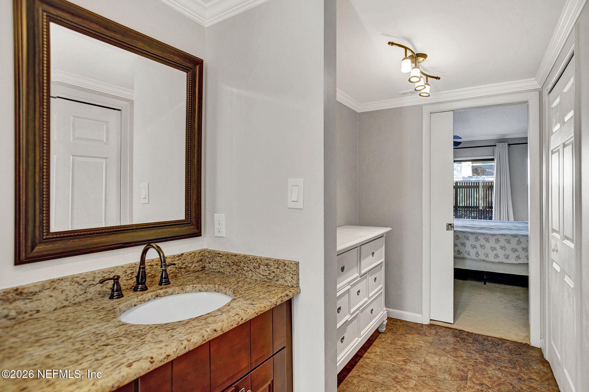 Photo 17 of 10105 S LEISURE Lane 3, Jacksonville, FL 32256