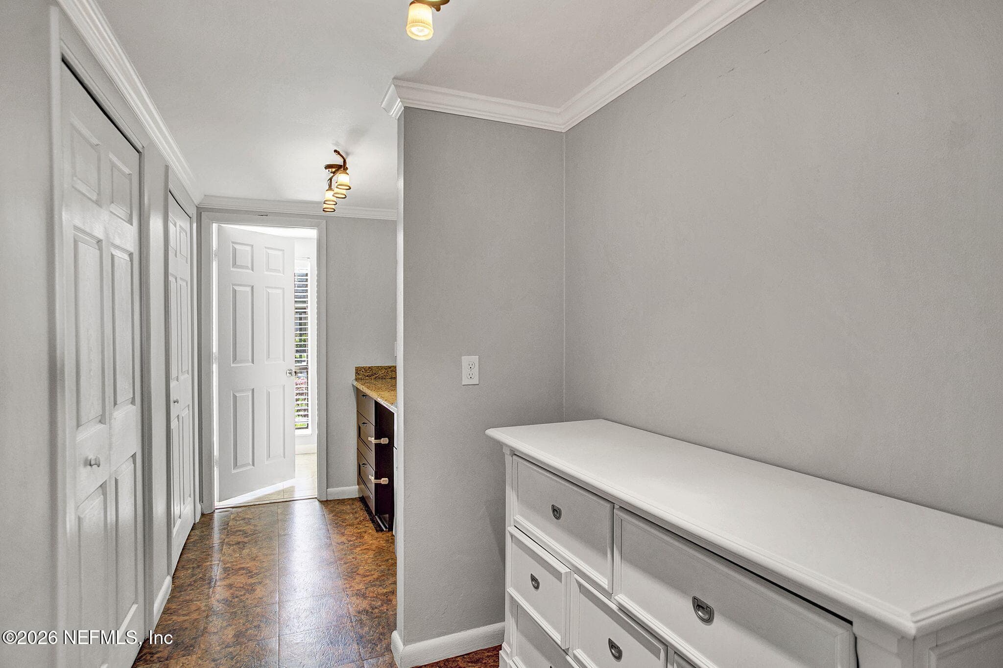 Photo 19 of 10105 S LEISURE Lane 3, Jacksonville, FL 32256