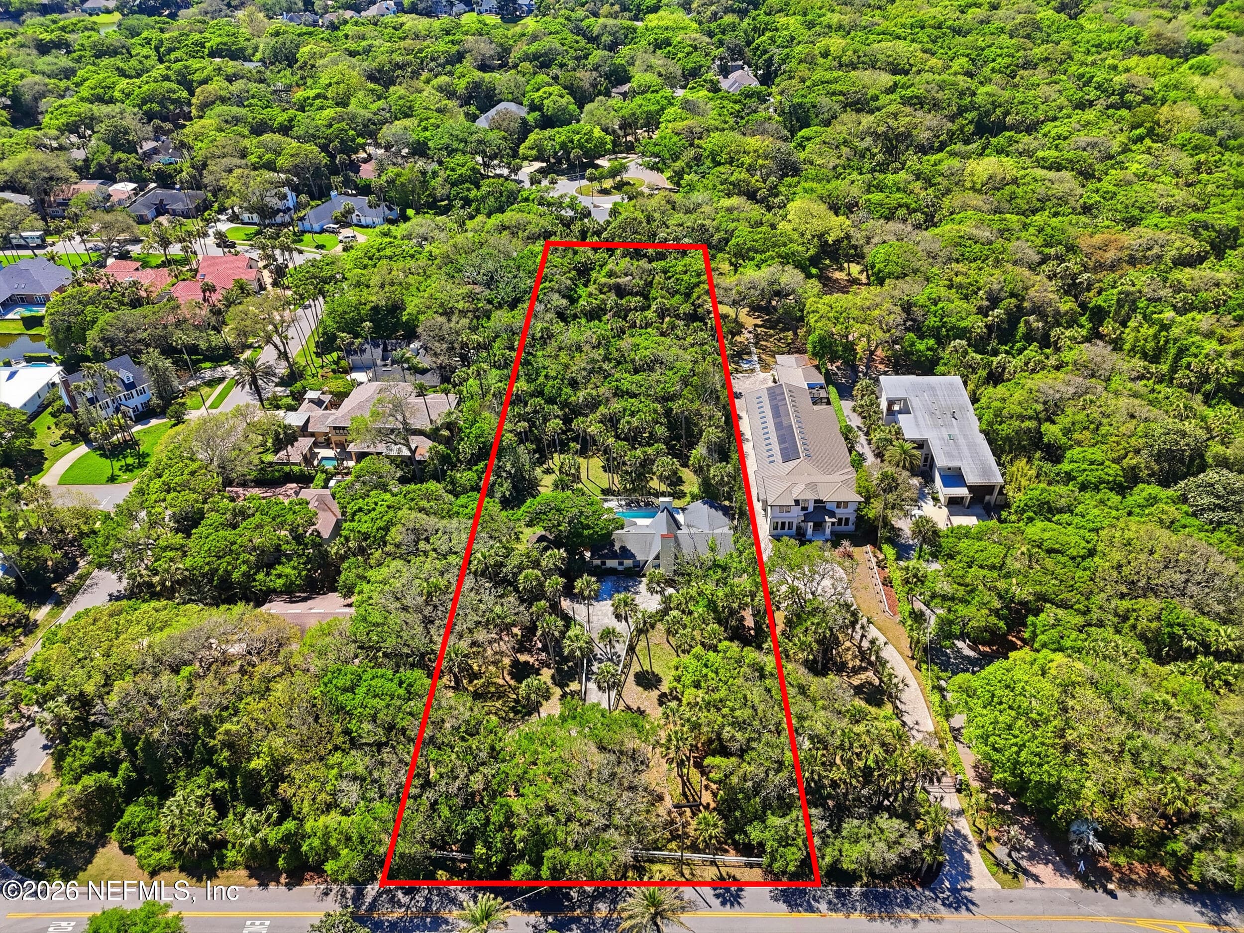 Photo 8 of 2428 SEMINOLE Road, Atlantic Beach, FL 32233