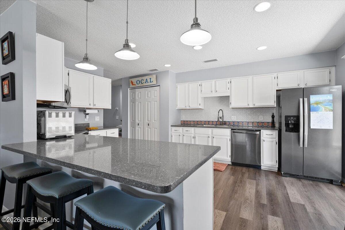 918 17TH Street N, Jacksonville Beach, FL 32250
