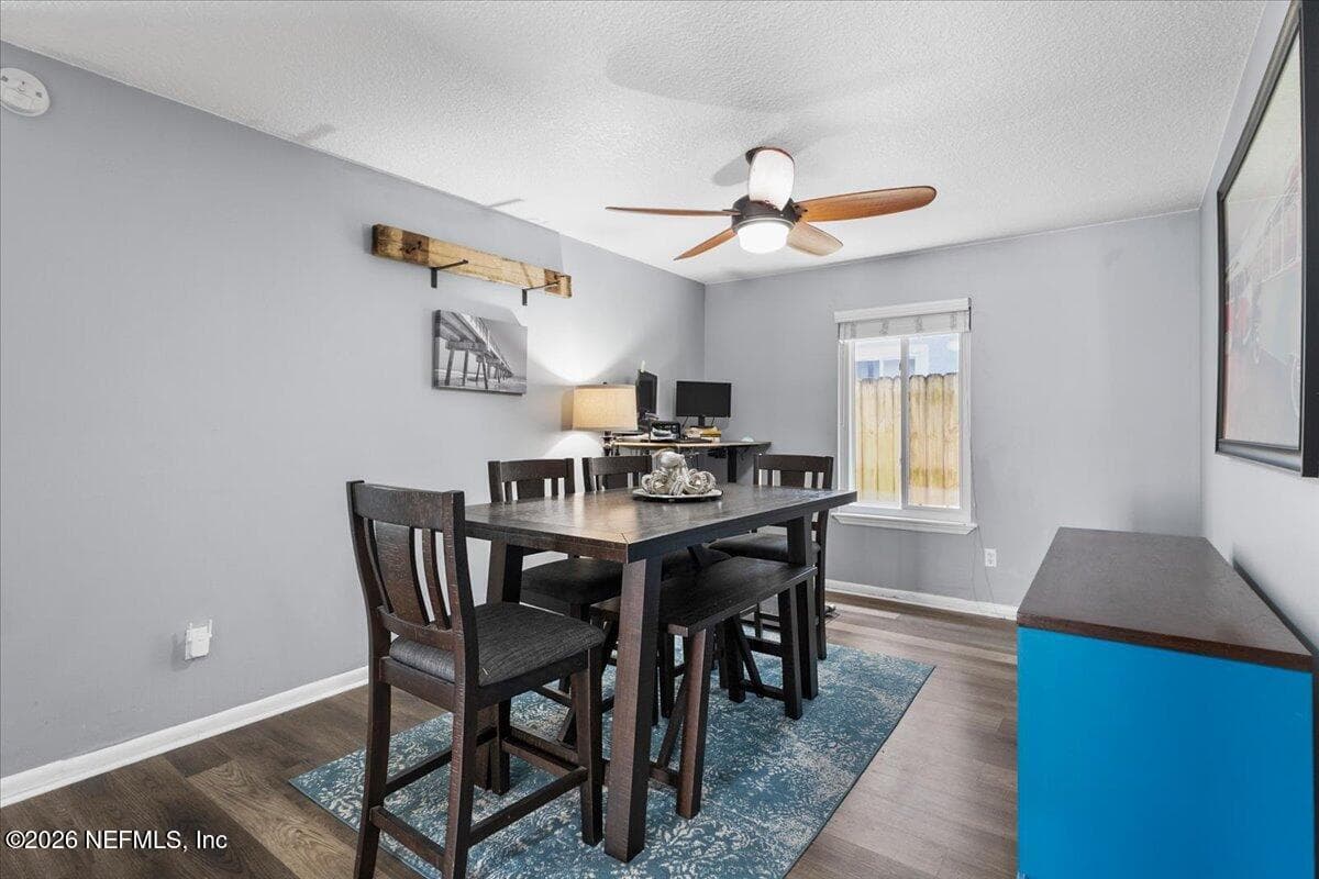 Photo 10 of 918 17TH Street N, Jacksonville Beach, FL 32250