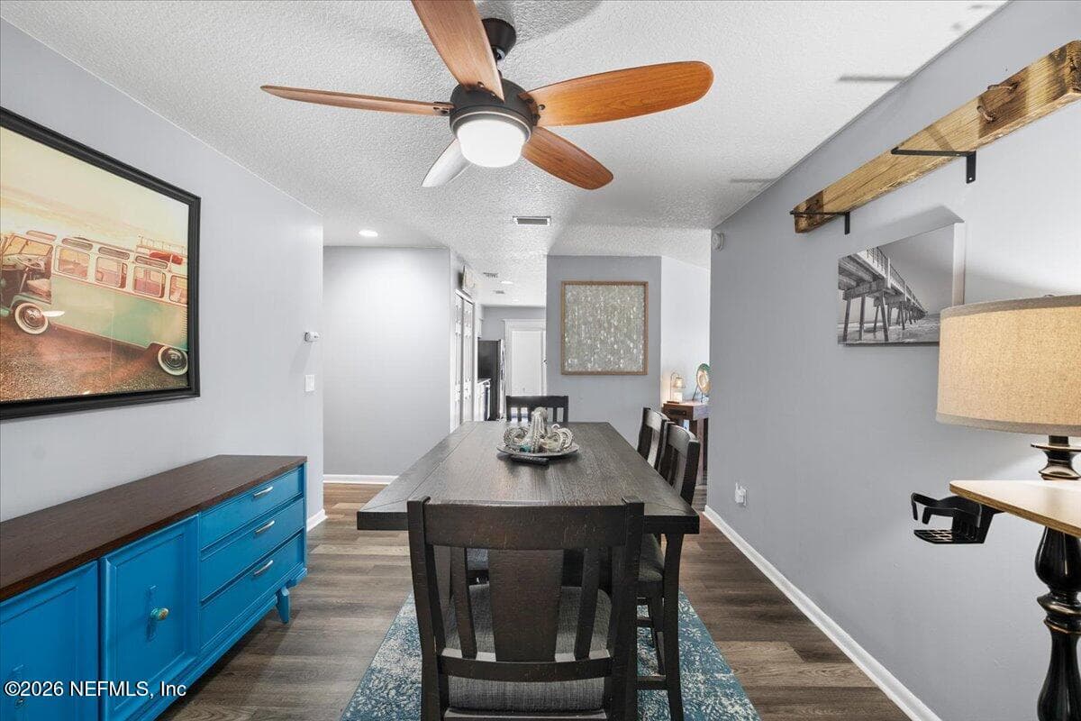 Photo 11 of 918 17TH Street N, Jacksonville Beach, FL 32250