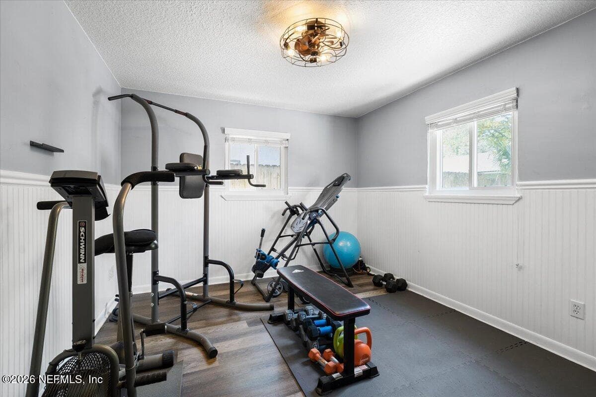 Photo 21 of 918 17TH Street N, Jacksonville Beach, FL 32250