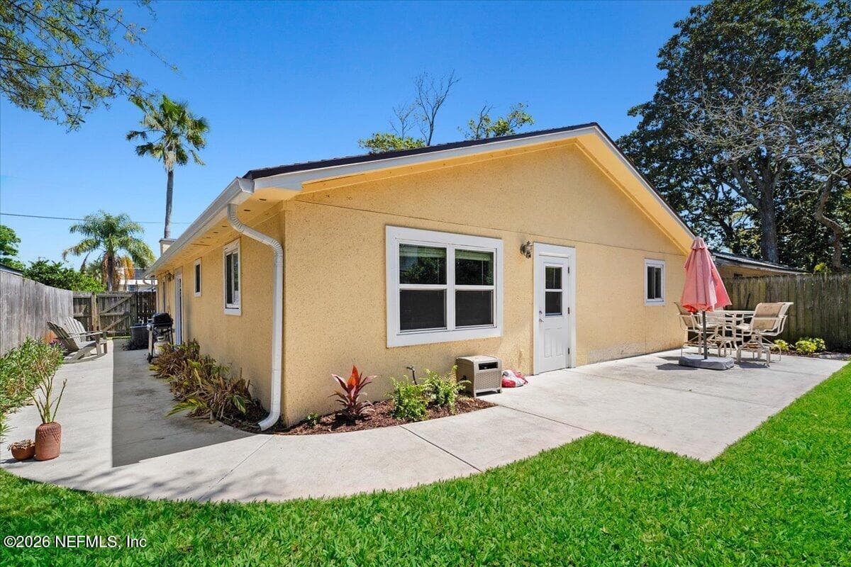Photo 25 of 918 17TH Street N, Jacksonville Beach, FL 32250