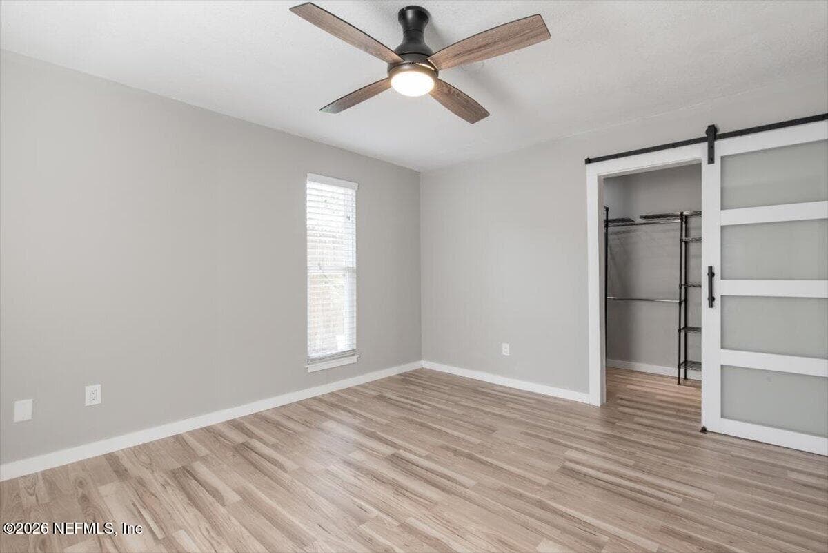 master bedroom main house with half bath — 3403 ROSEMARY Street, Jacksonville, FL 32207