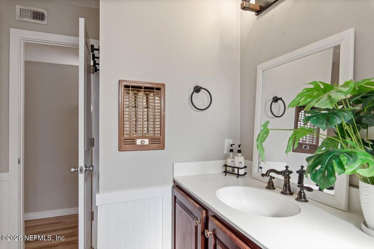 full bath main house — 3403 ROSEMARY Street, Jacksonville, FL 32207