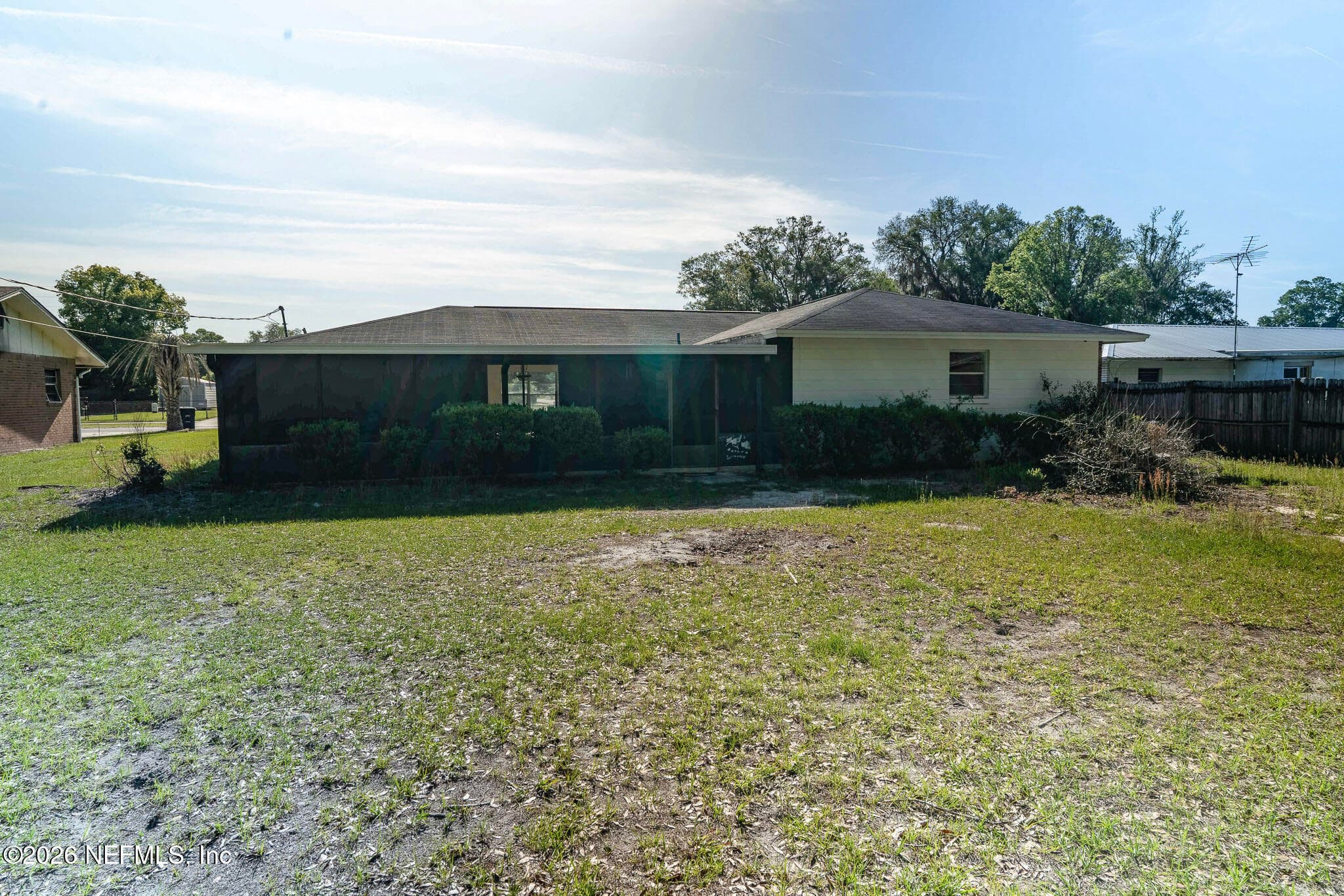Photo 7 of 190 MANGO Drive, Palatka, FL 32177
