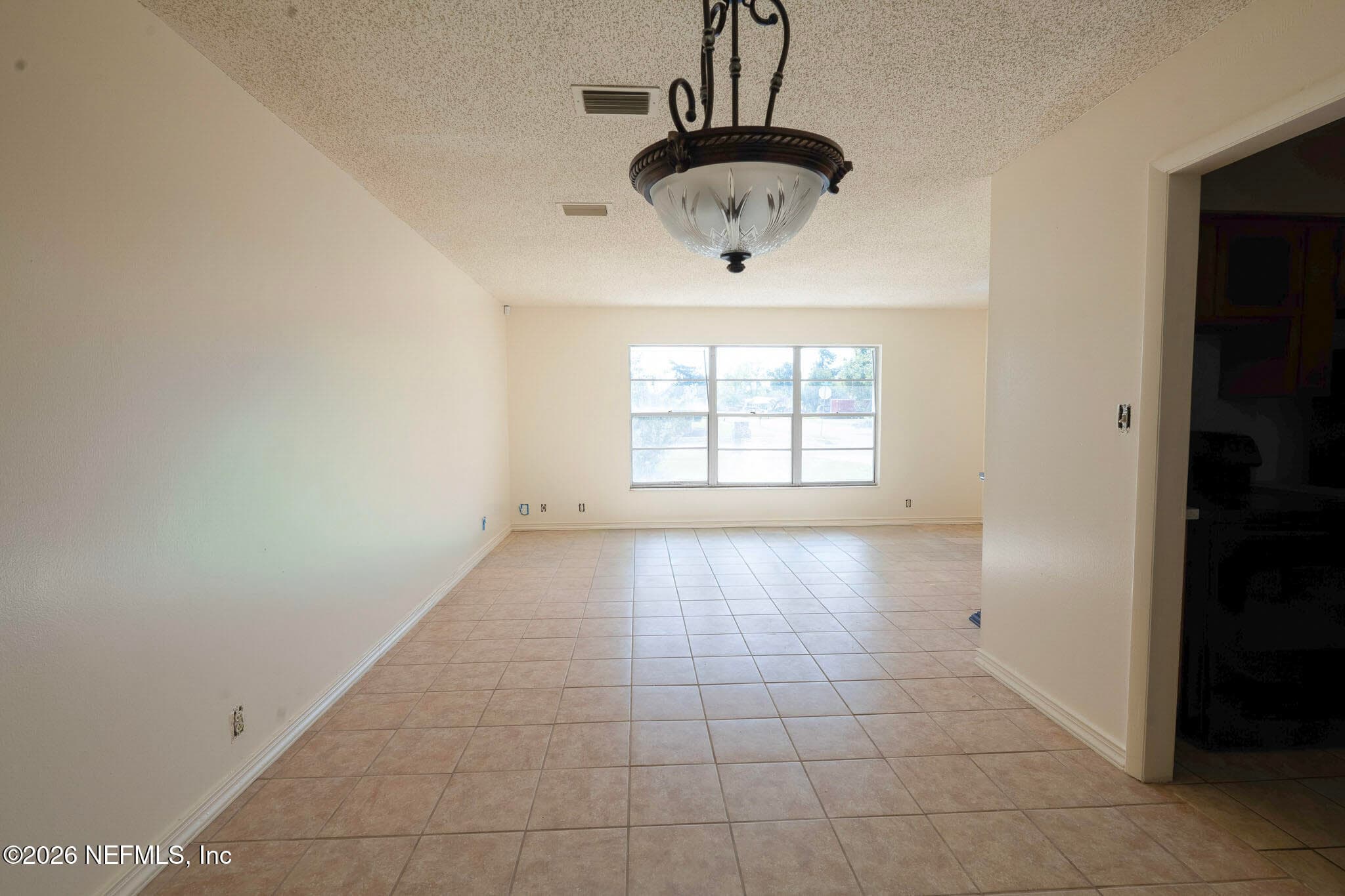 Photo 13 of 190 MANGO Drive, Palatka, FL 32177