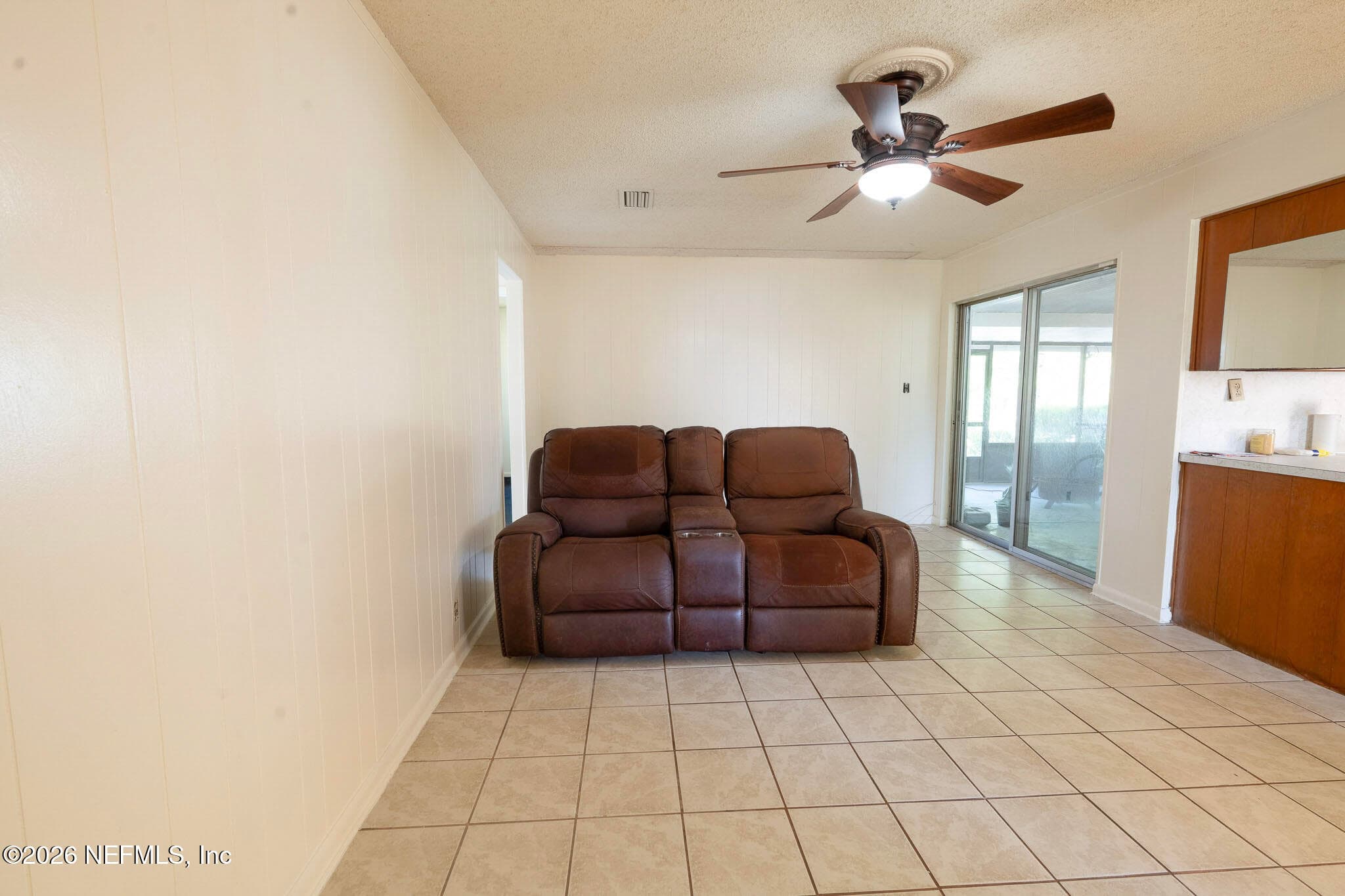 Photo 16 of 190 MANGO Drive, Palatka, FL 32177