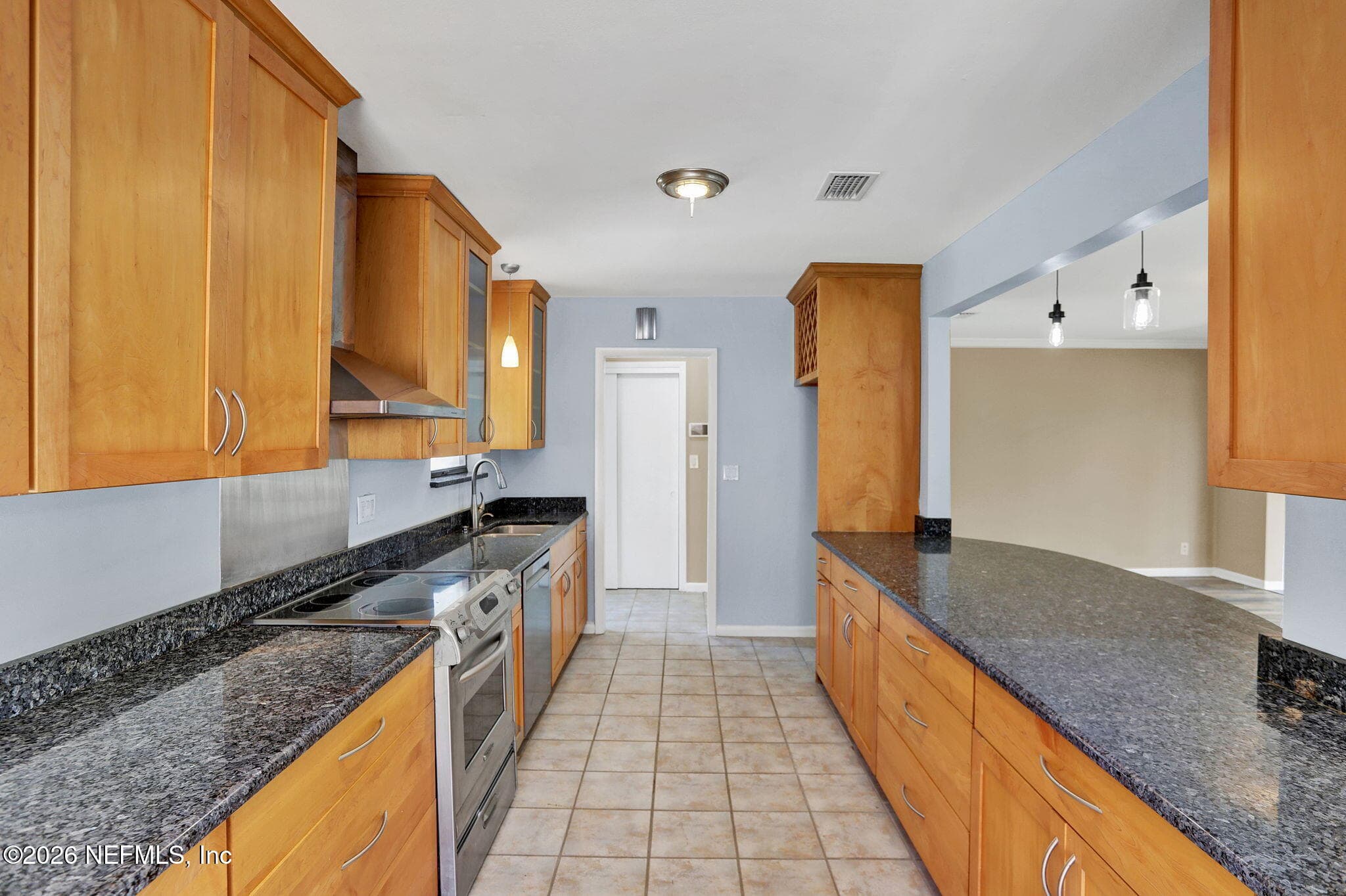 Photo 13 of 3345 EUNICE Road, Jacksonville, FL 32250