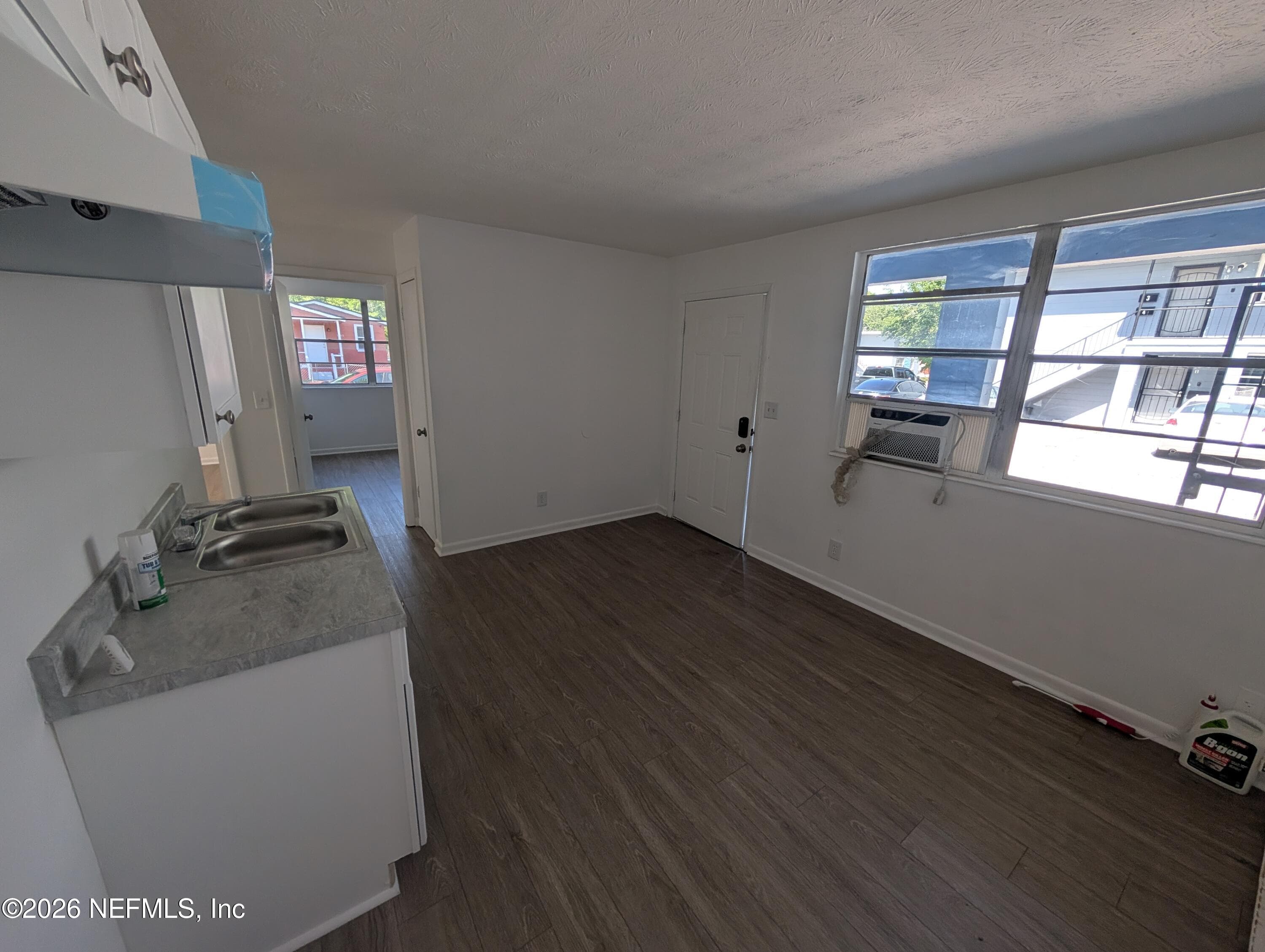 Photo 5 of 1562 MORGAN Street, Jacksonville, FL 32209