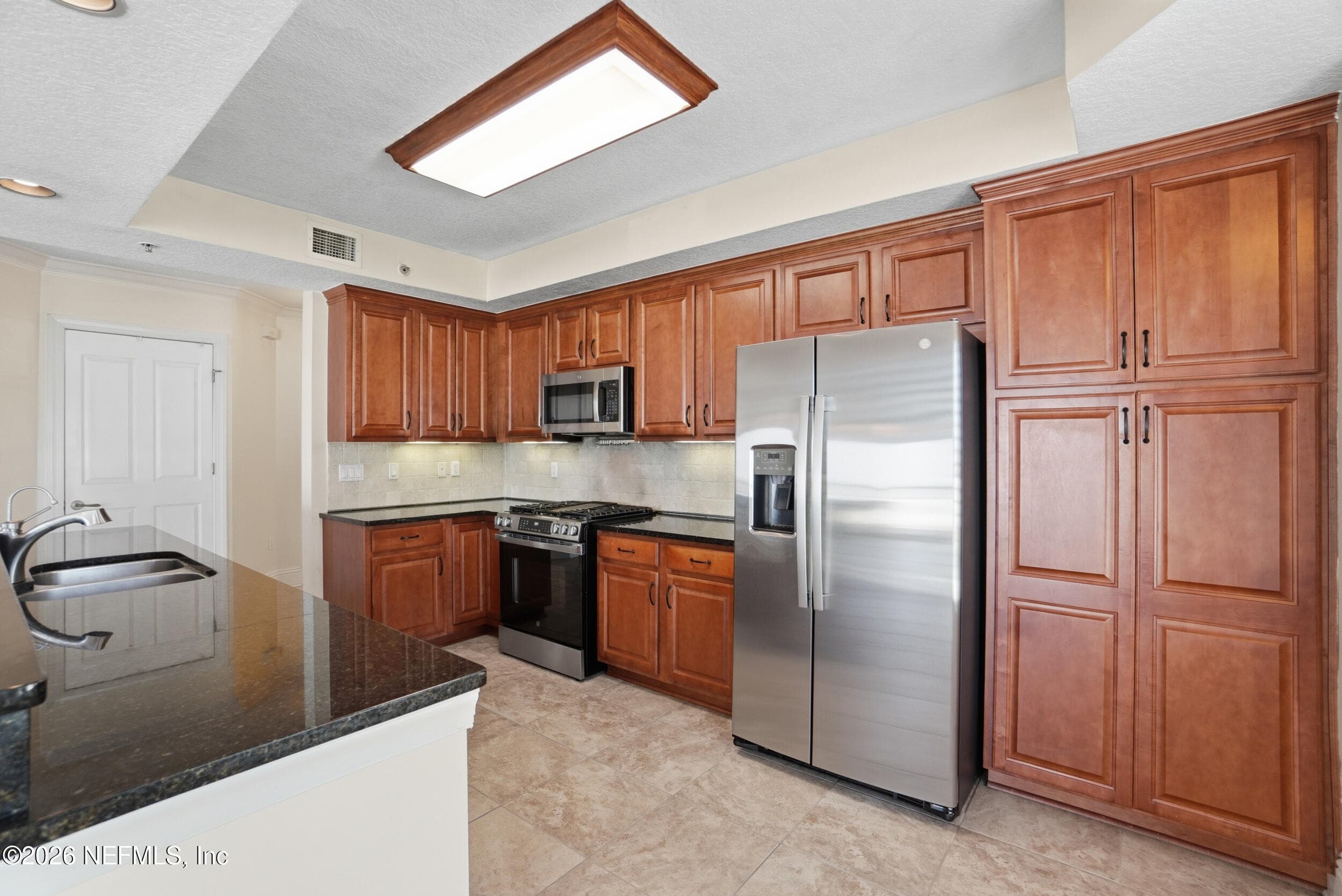 Photo 15 of 932 1ST Street N 203, Jacksonville Beach, FL 32250