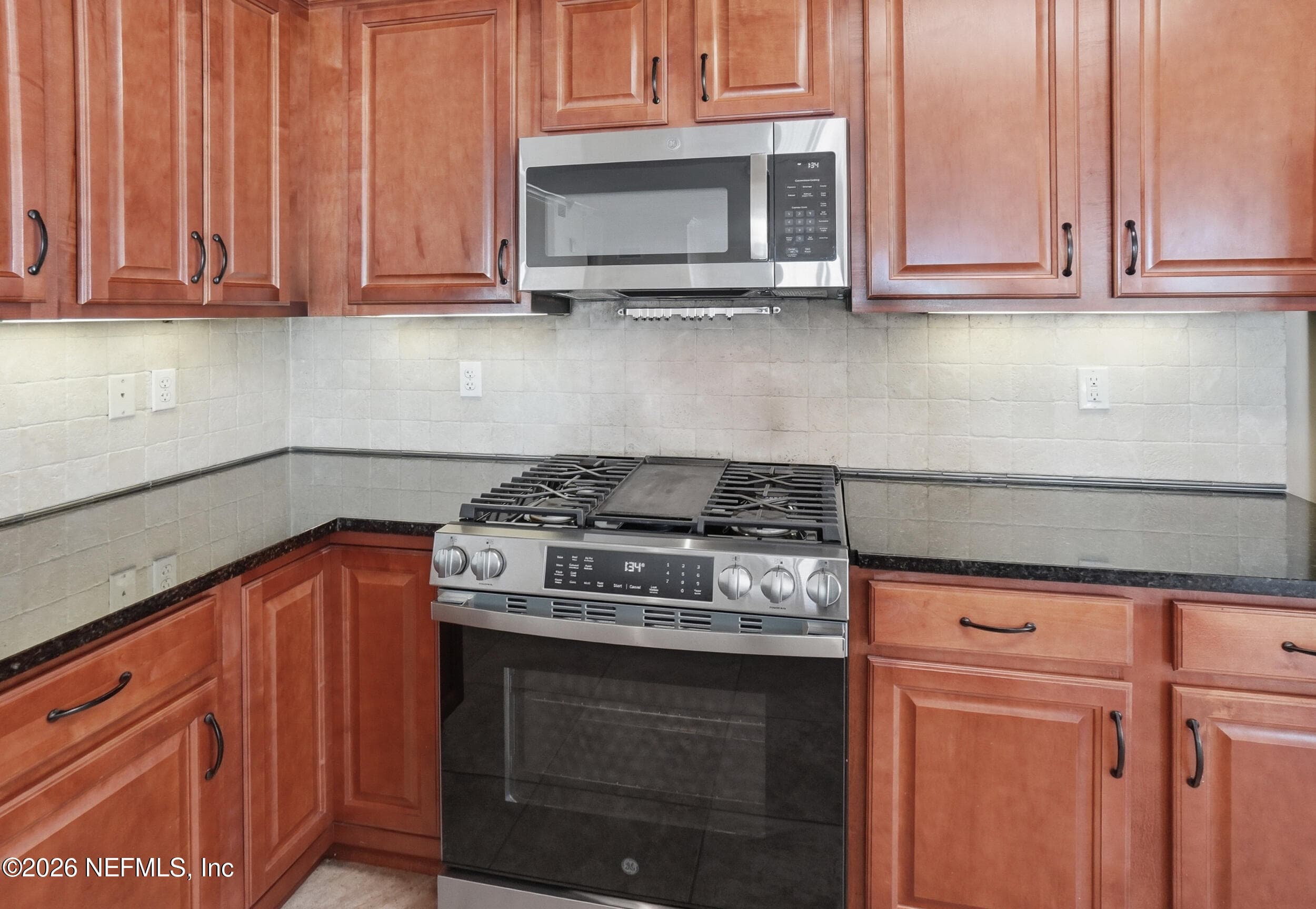 Photo 16 of 932 1ST Street N 203, Jacksonville Beach, FL 32250