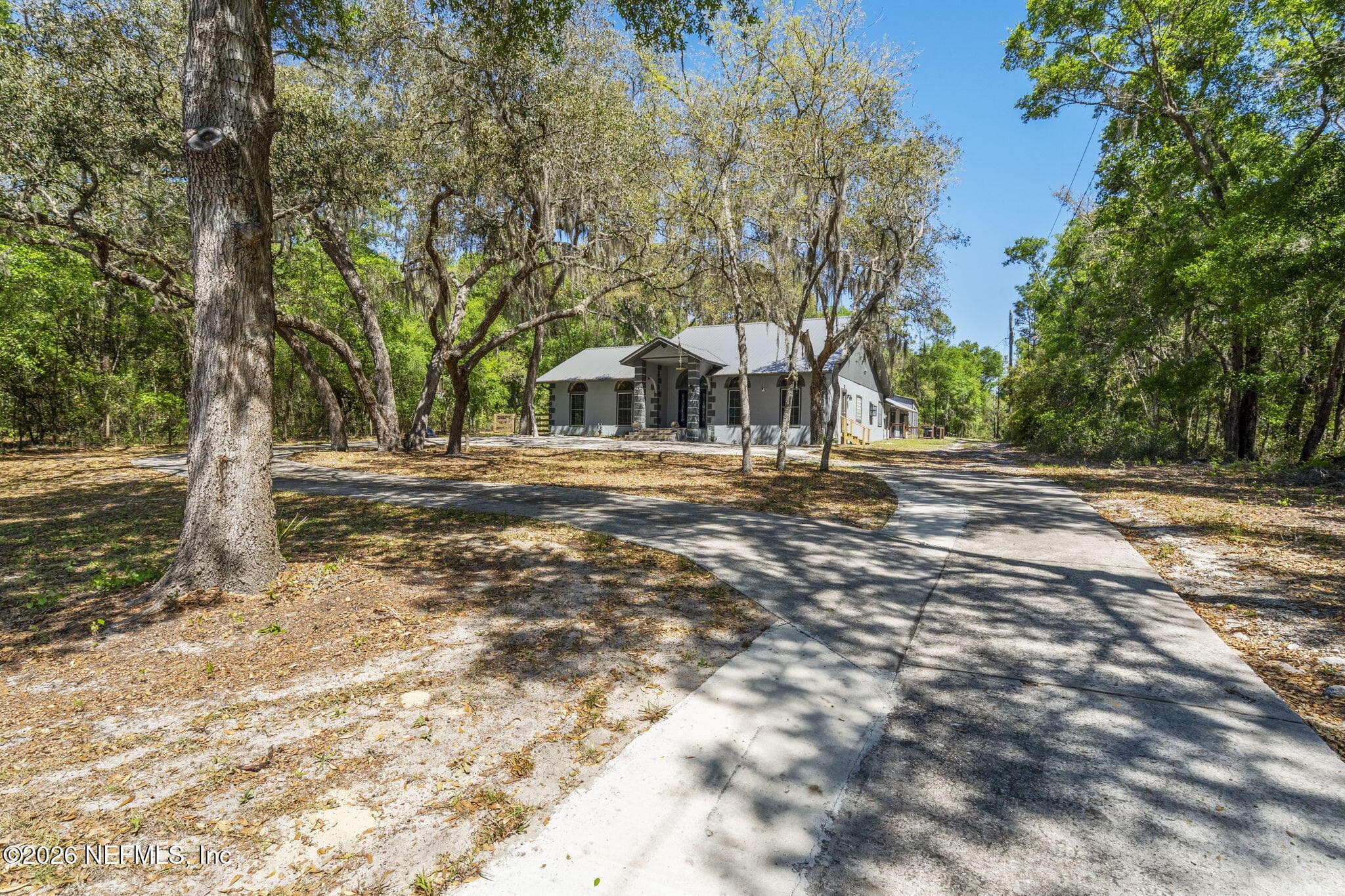 Photo 3 of 1886 STATE ROAD 20, Hawthorne, FL 32640