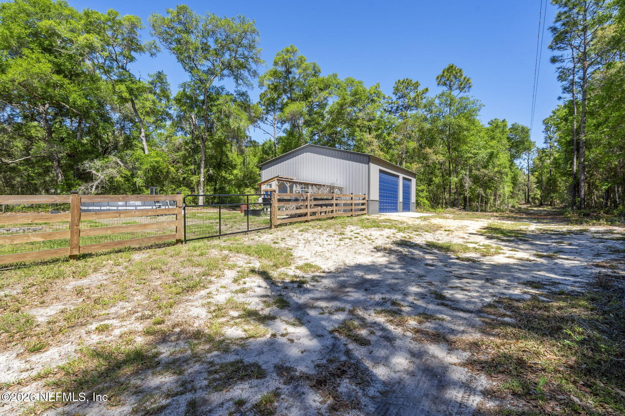 Photo 8 of 1886 STATE ROAD 20, Hawthorne, FL 32640