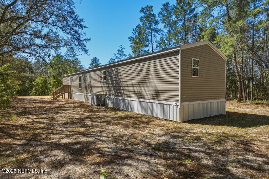 Photo 31 of 326 GLORIA Avenue, Interlachen, FL 32148