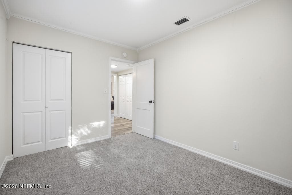 Photo 18 of 120 E OAK HILL Drive, Palatka, FL 32177