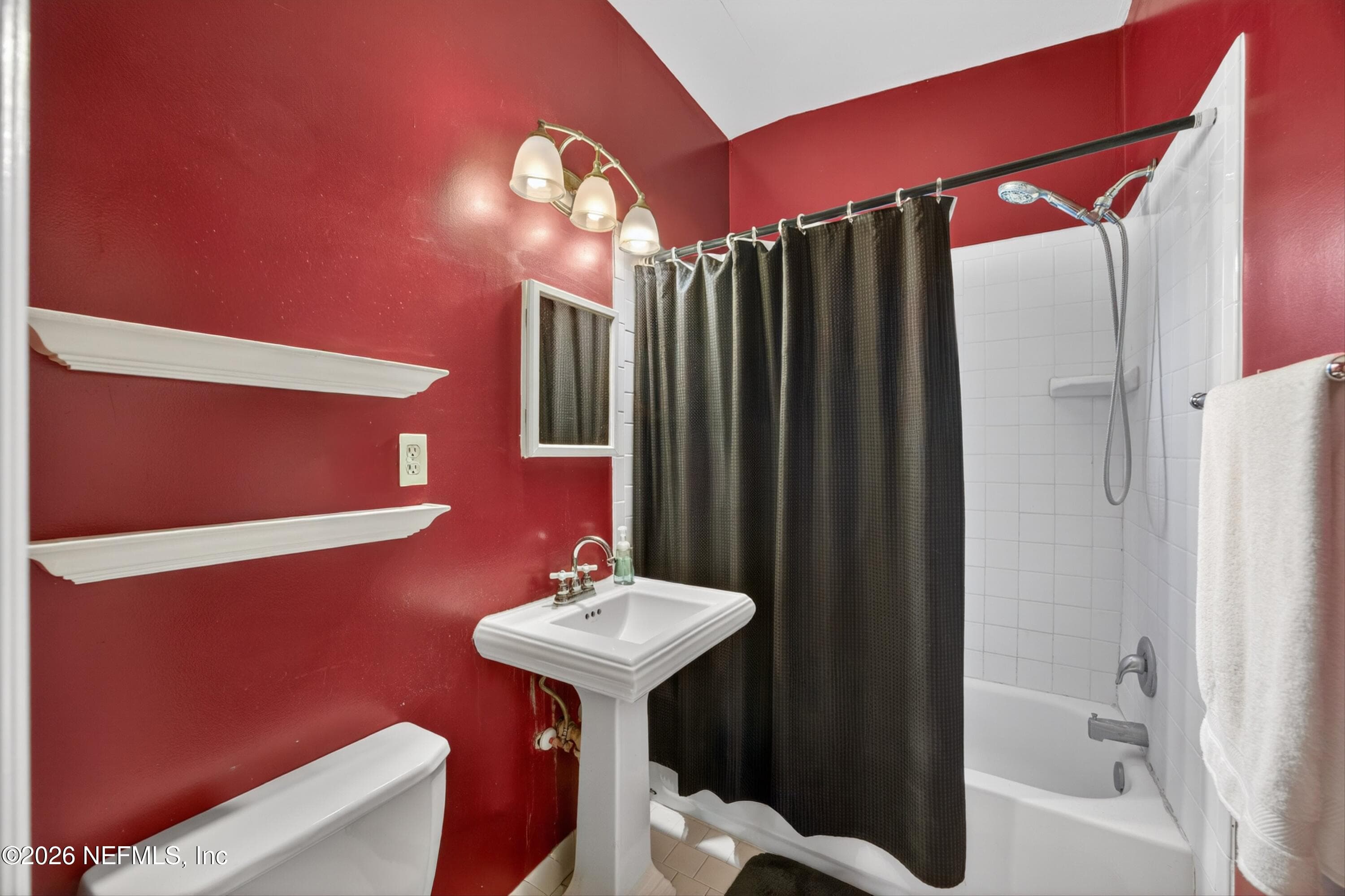 Photo 21 of 2143 NEWBERRY Road, Jacksonville, FL 32218