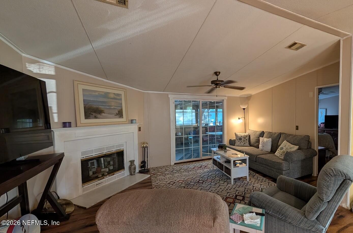 Photo 5 of 105 ILLINOIS Drive, Satsuma, FL 32189