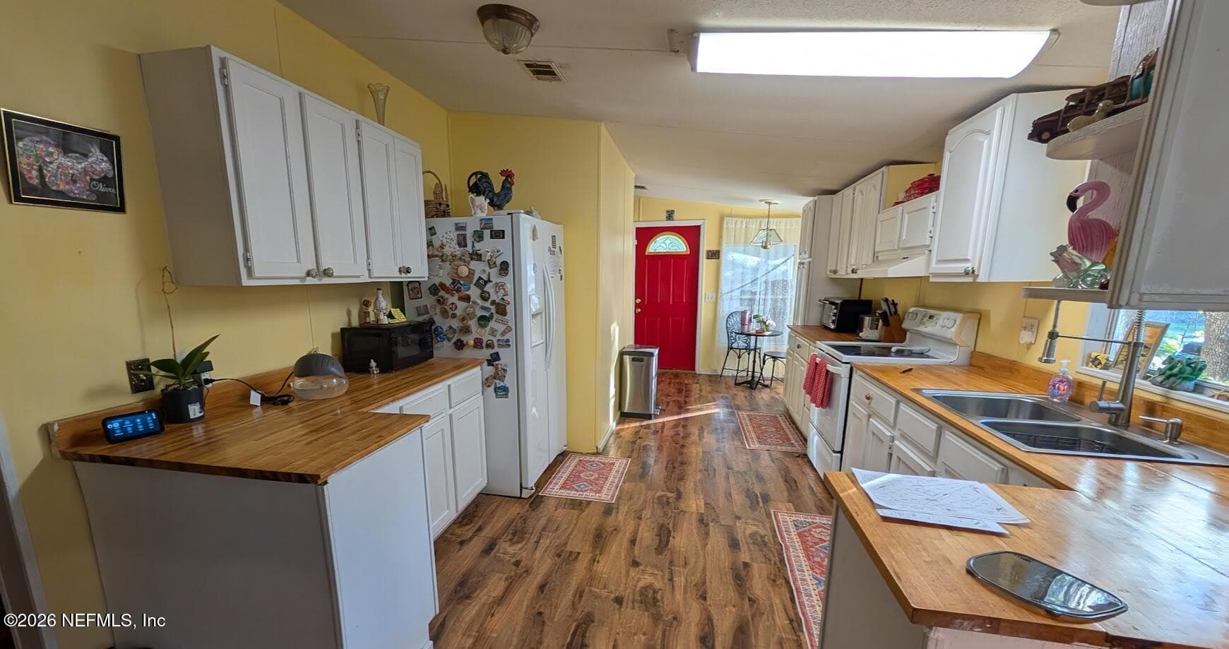 Photo 15 of 105 ILLINOIS Drive, Satsuma, FL 32189
