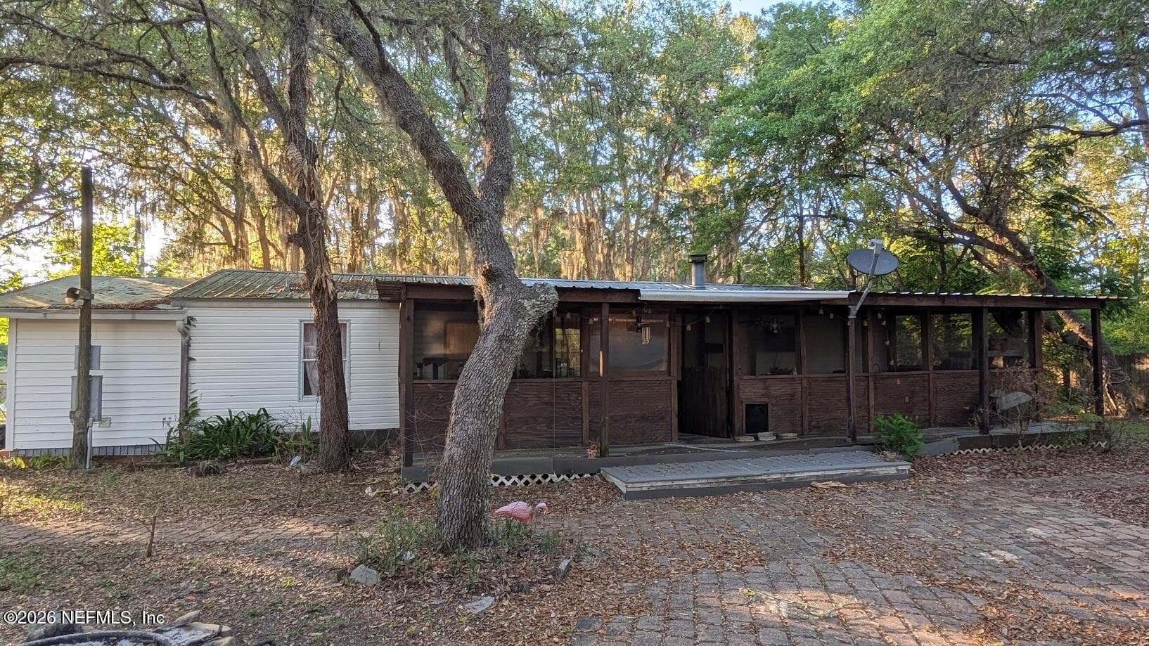 Photo 26 of 105 ILLINOIS Drive, Satsuma, FL 32189