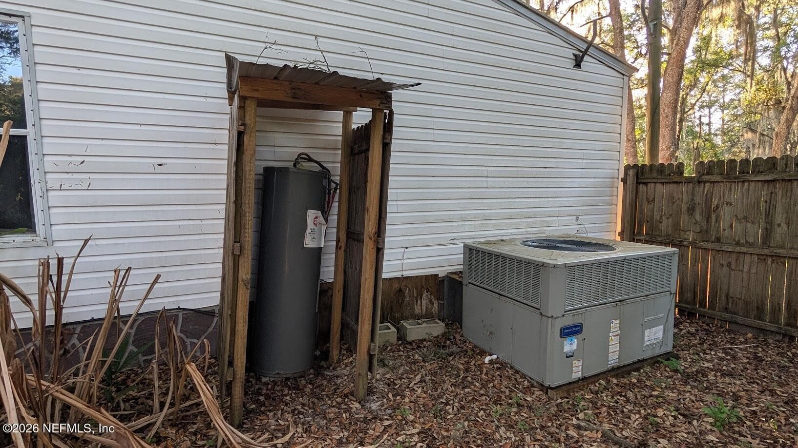 Photo 28 of 105 ILLINOIS Drive, Satsuma, FL 32189