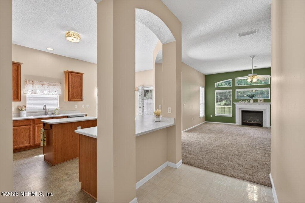 Photo 6 of 821 W CUMBERLAND Court, St. Johns, FL 32259
