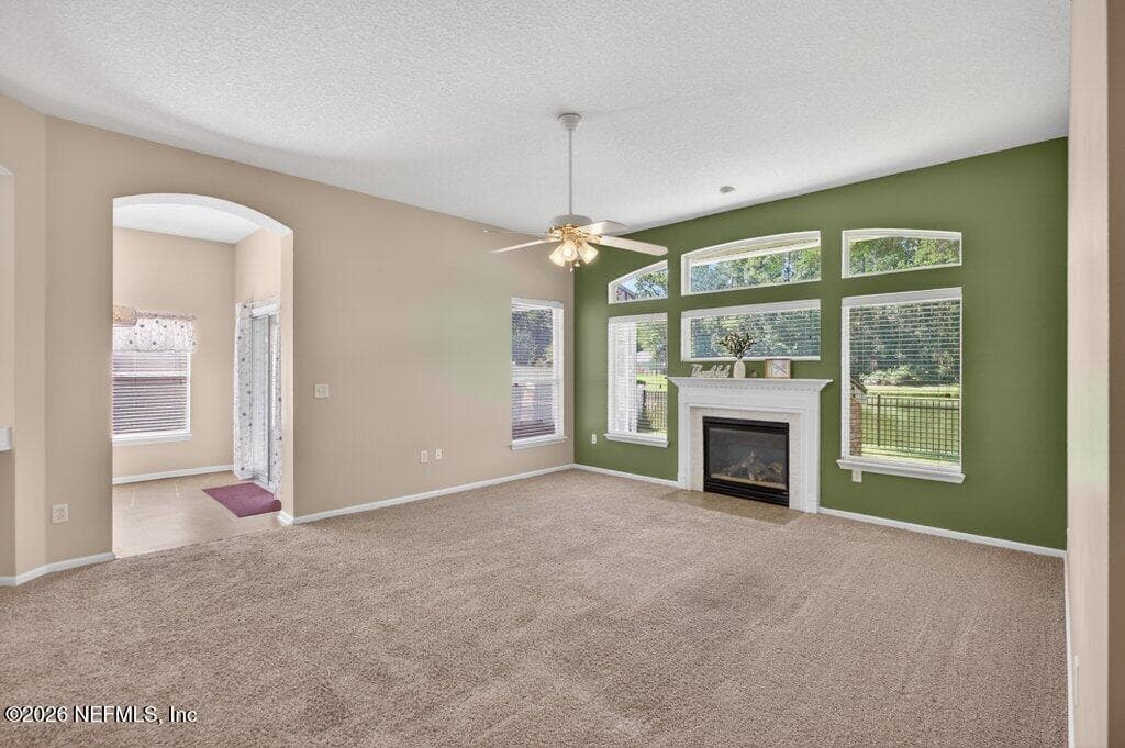 Photo 12 of 821 W CUMBERLAND Court, St. Johns, FL 32259