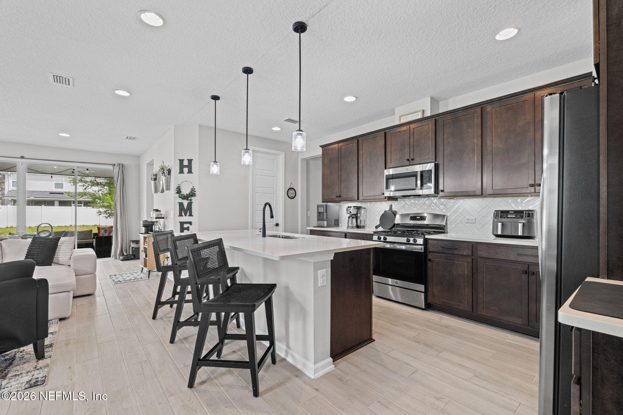 Photo 8 of 1865 AMBERLY Drive, Middleburg, FL 32068