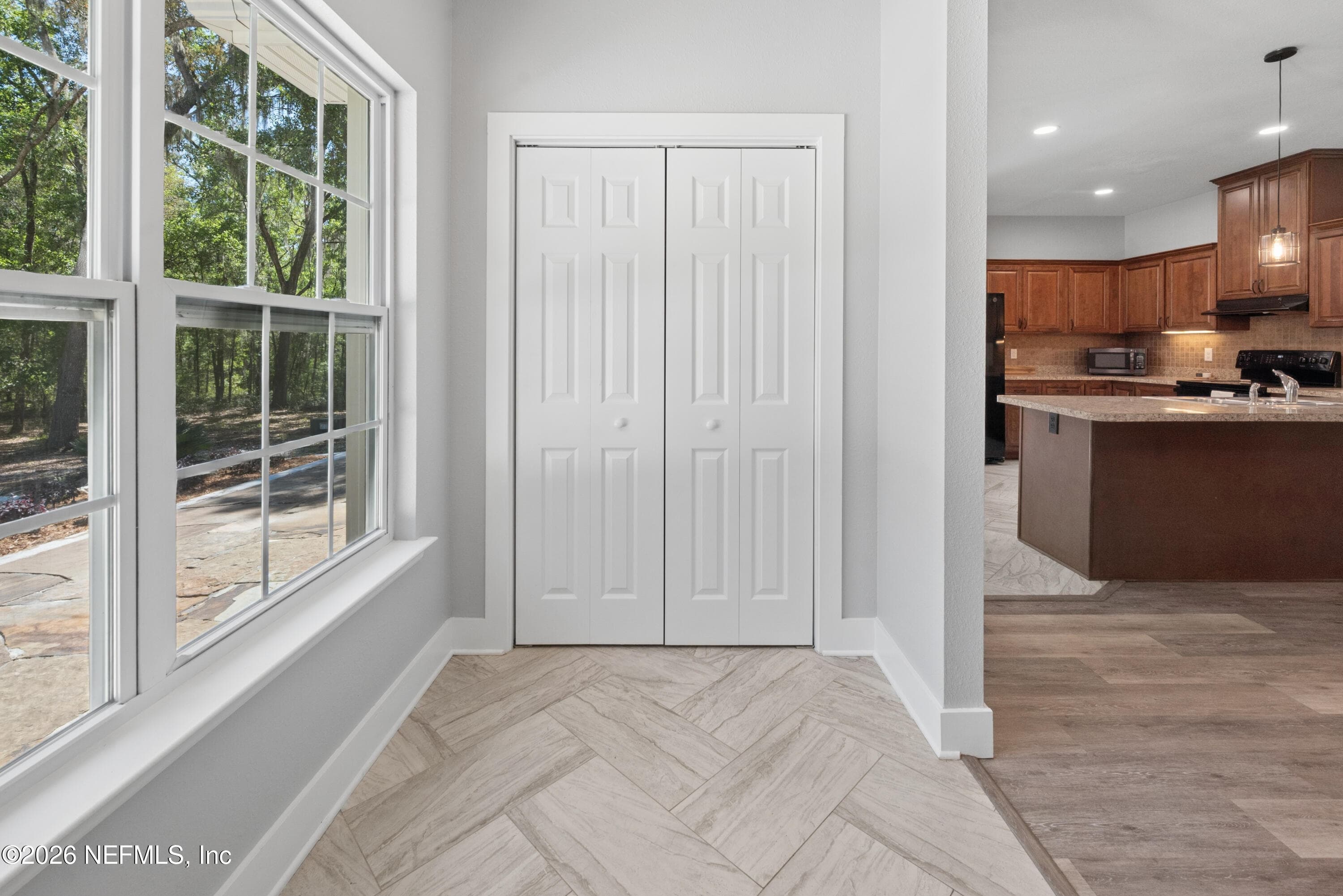 Photo 7 of 4940 DEVILS DEN Road, Keystone Heights, FL 32656