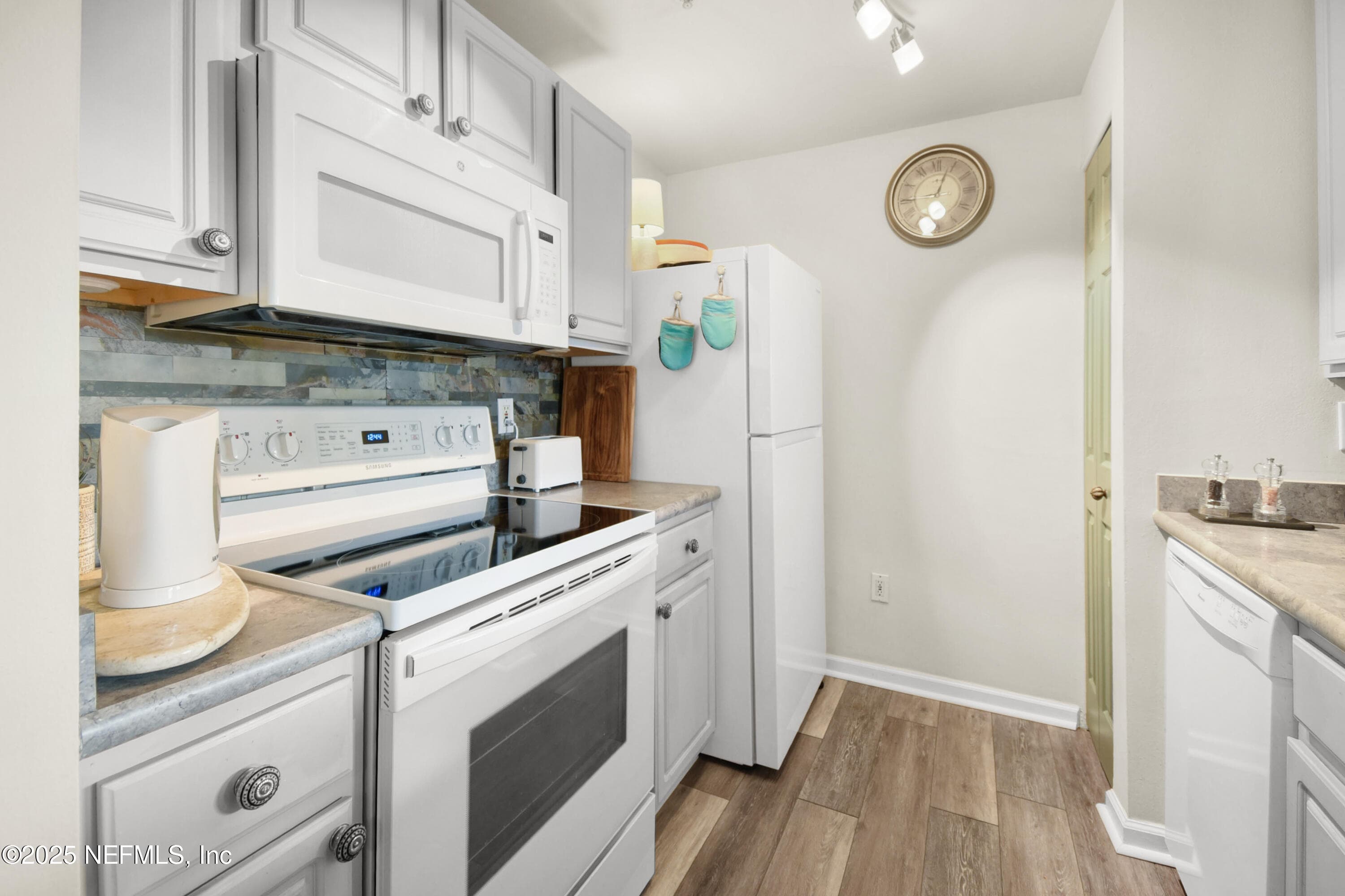 Photo 7 of 4035 GRANDE VISTA BLVD Boulevard 307, St. Augustine, FL 32084