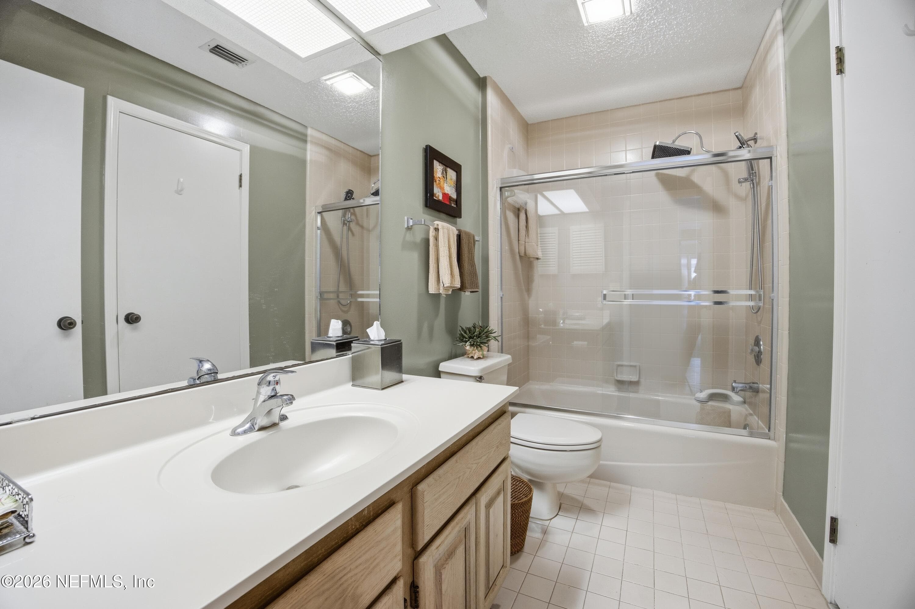 Main Floor Guest Bathroom — 94 PLAYERS CLUB VILLAS Road, Ponte Vedra Beach, FL 32082