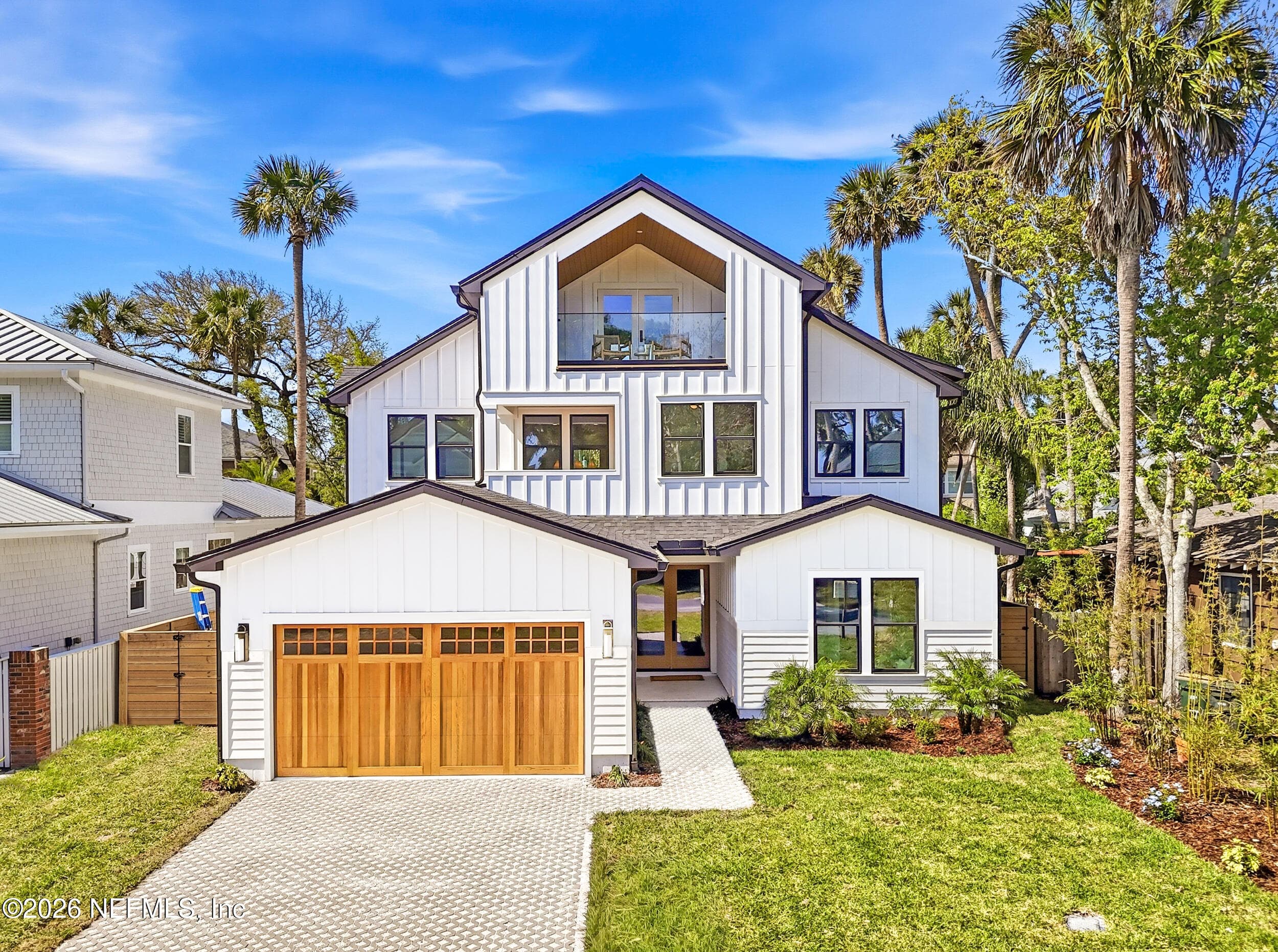 Photo 2 of 371 9TH Street, Atlantic Beach, FL 32233