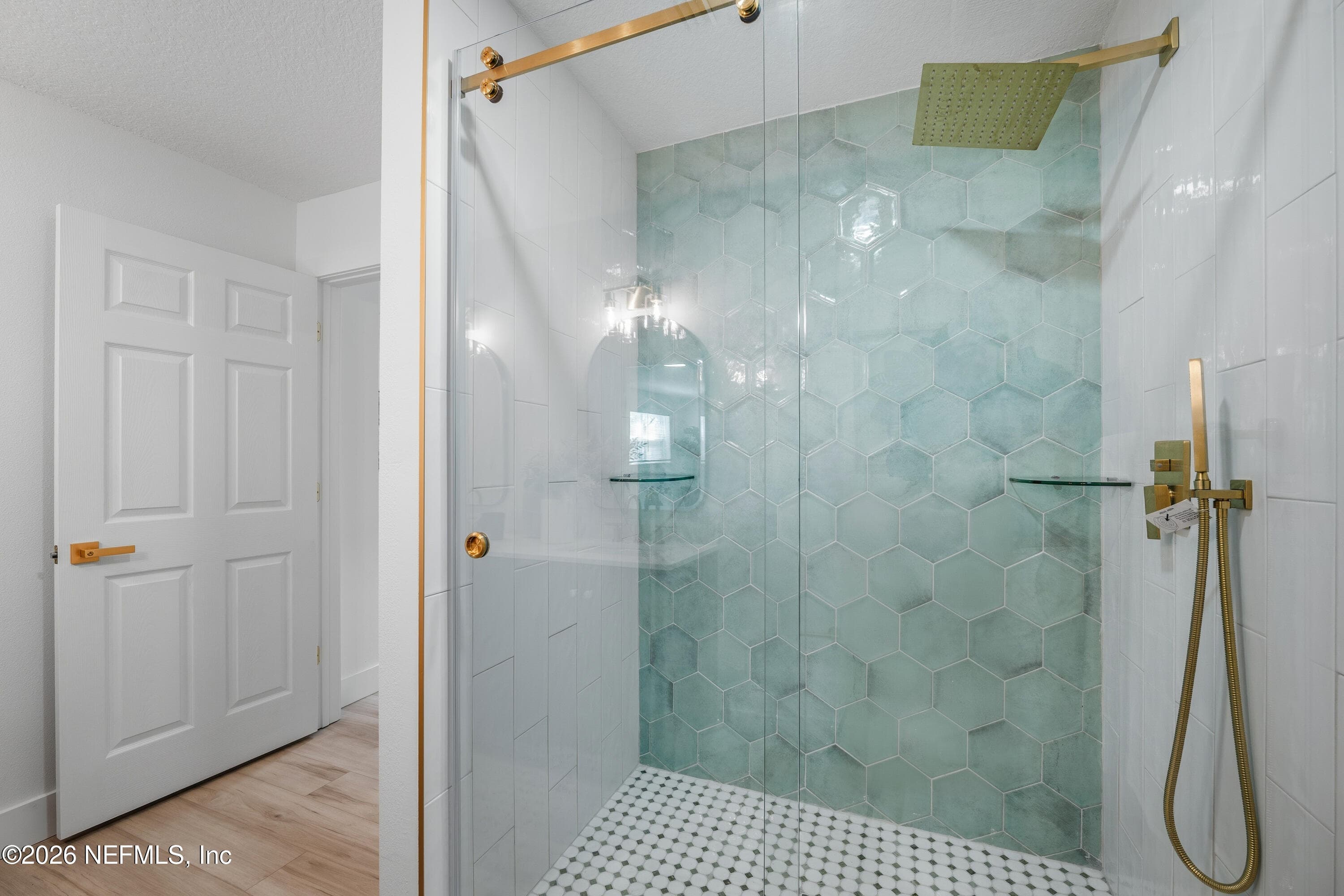 Photo 8 of 1811 TWELVE OAKS Lane N, Neptune Beach, FL 32266