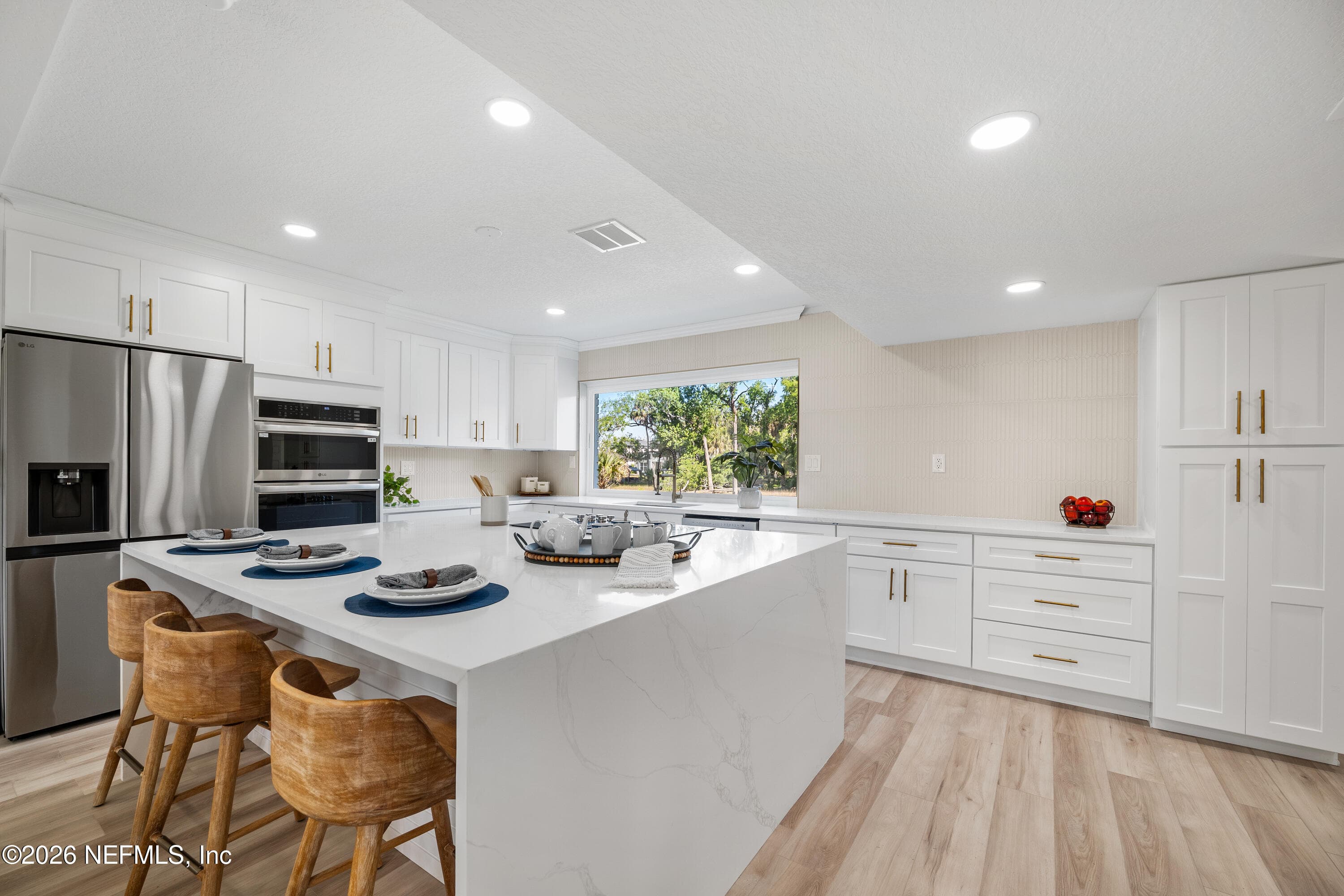 Photo 31 of 1811 TWELVE OAKS Lane N, Neptune Beach, FL 32266