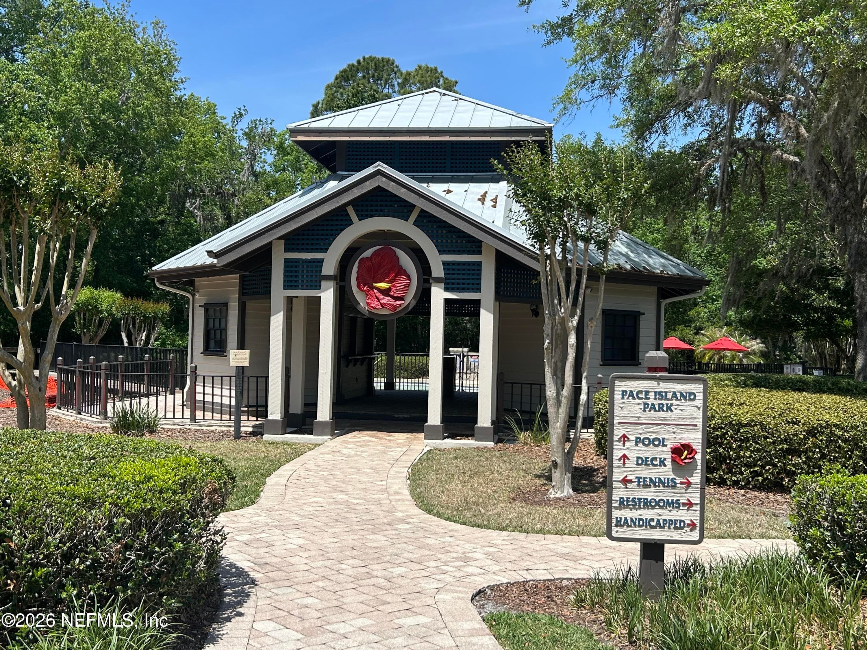Back park restrooms and entry to dock — 1943 ROSE MALLOW Lane, Fleming Island, FL 32003