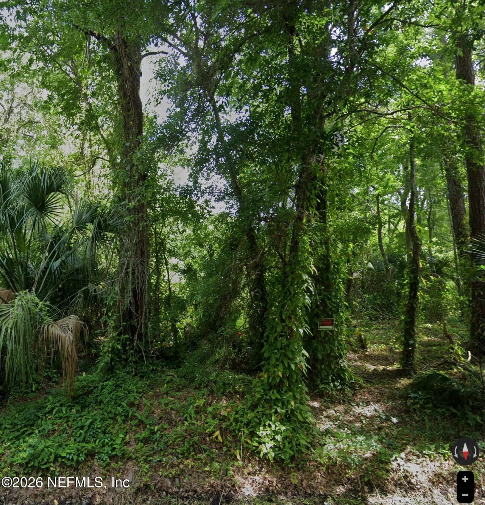 Photo 4 of 833 W 9TH Street, St. Augustine, FL 32084