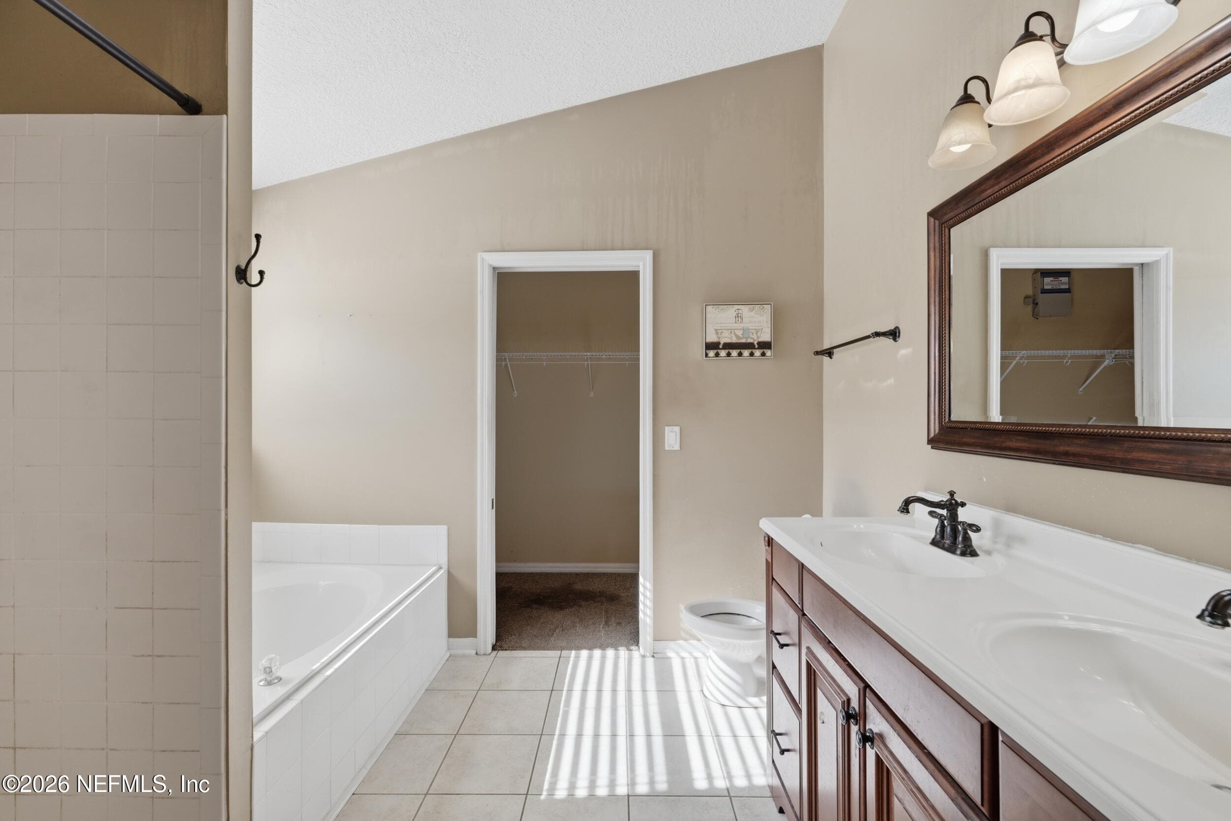 Photo 21 of 917 BUTTERCUP Drive, St. Johns, FL 32259