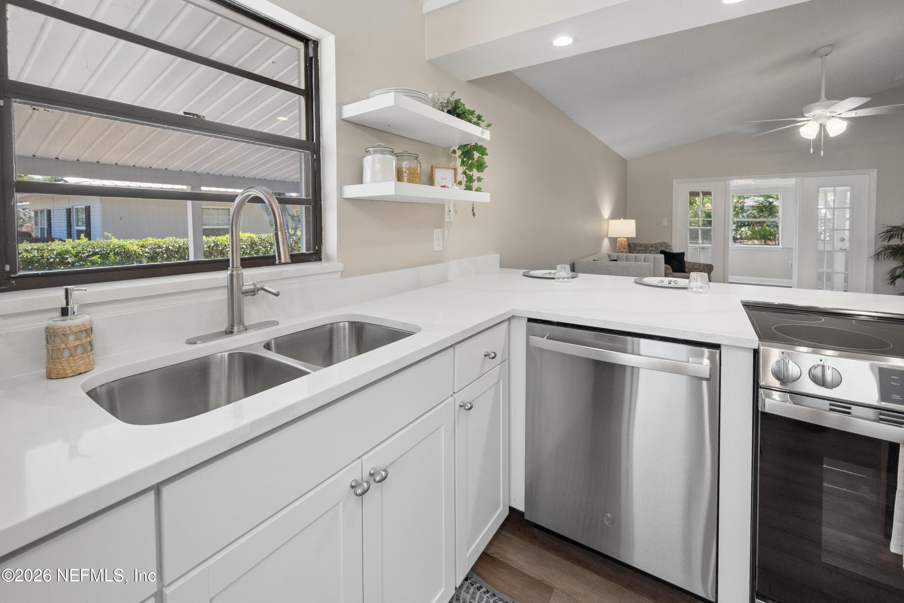 Photo 7 of 950 S LAWRENCE Boulevard, Keystone Heights, FL 32656