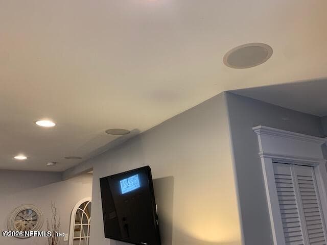 SURROUND SOUND SPEAKERS — 401 MARGARET Street, Neptune Beach, FL 32266