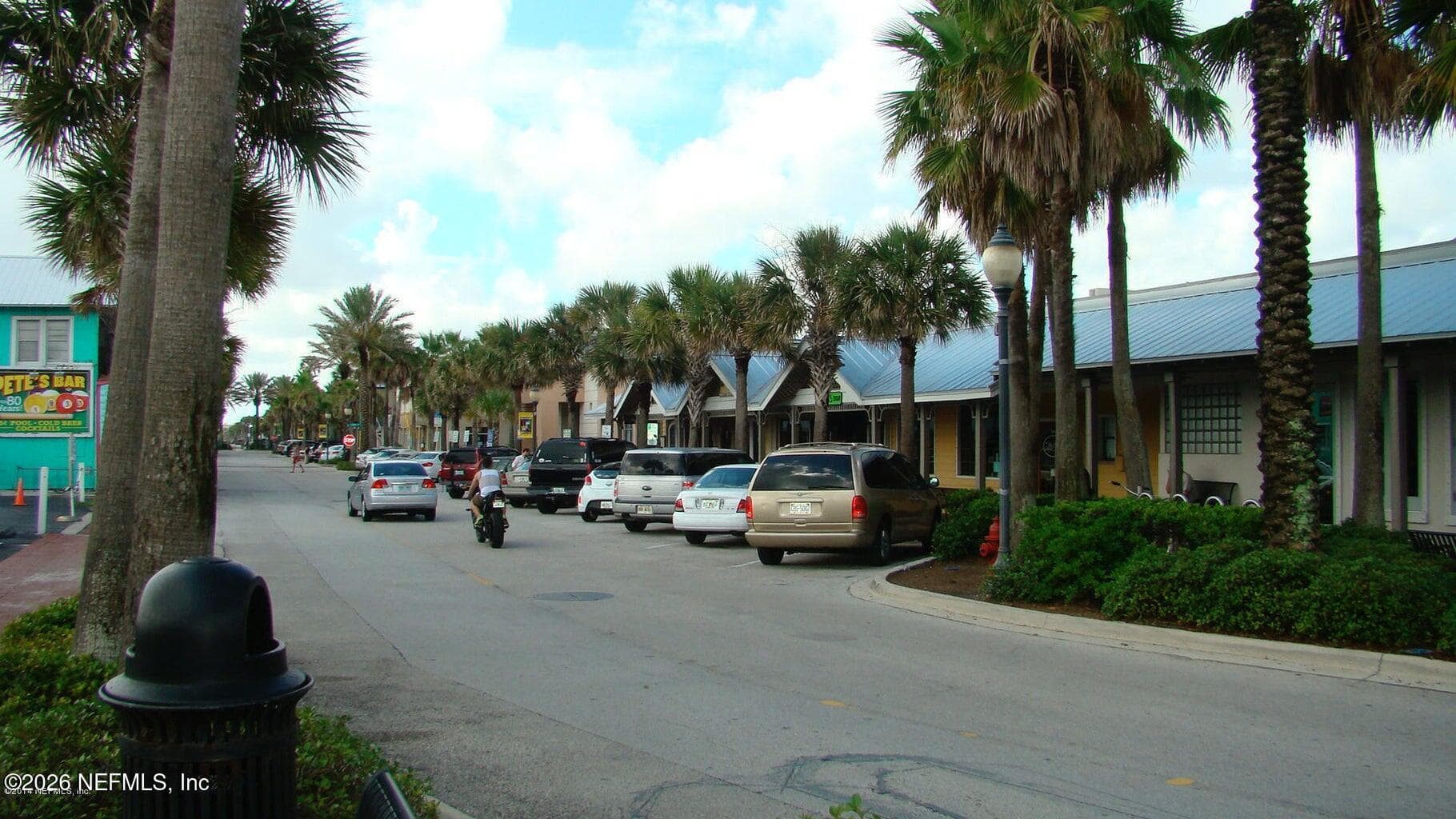 DINING AND SHOPS — 401 MARGARET Street, Neptune Beach, FL 32266
