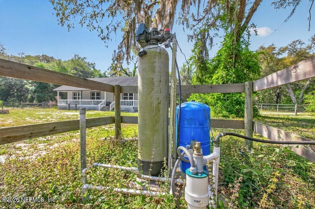 Photo 67 of 461 OLD STARKE Road, Palatka, FL 32177
